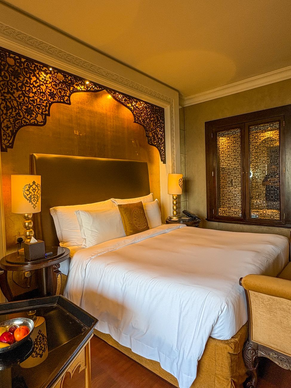 Rooms & Suites