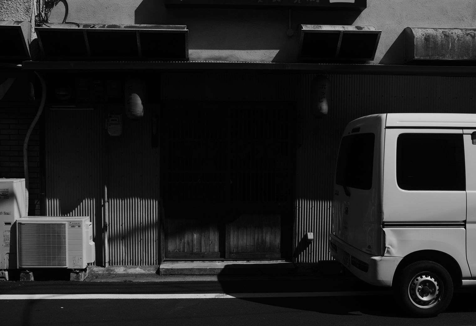 Troon — movers delivering furniture from a van