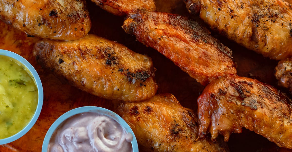 財經:黃仁勳南韓行:與三星、現代會長共飲啤酒吃炸雞,展開戰略