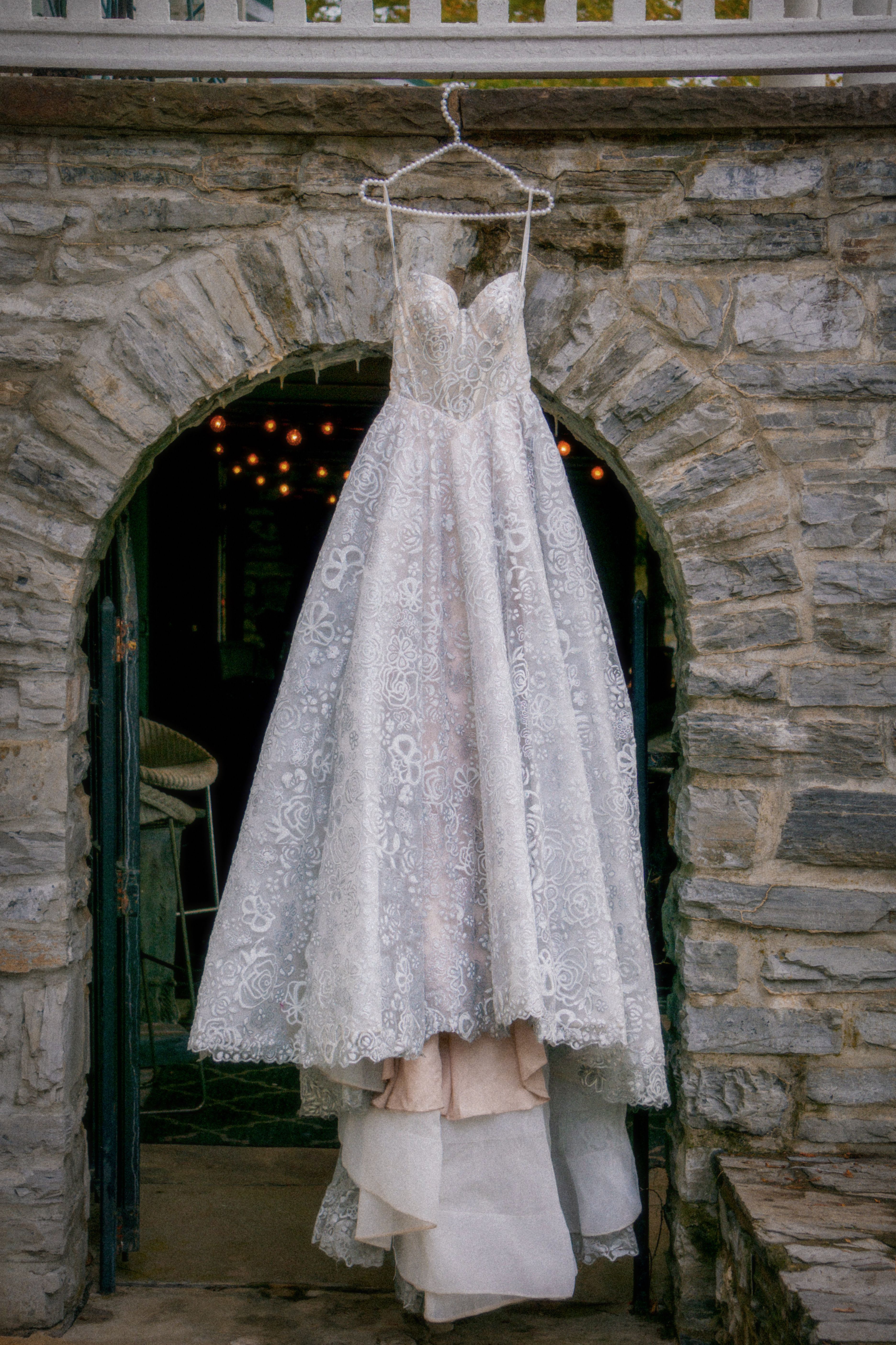 Amal+Clooney+Wedding+Dress Photos, Download The BEST Free Amal+Clooney+ Wedding+Dress Stock Photos & HD Images