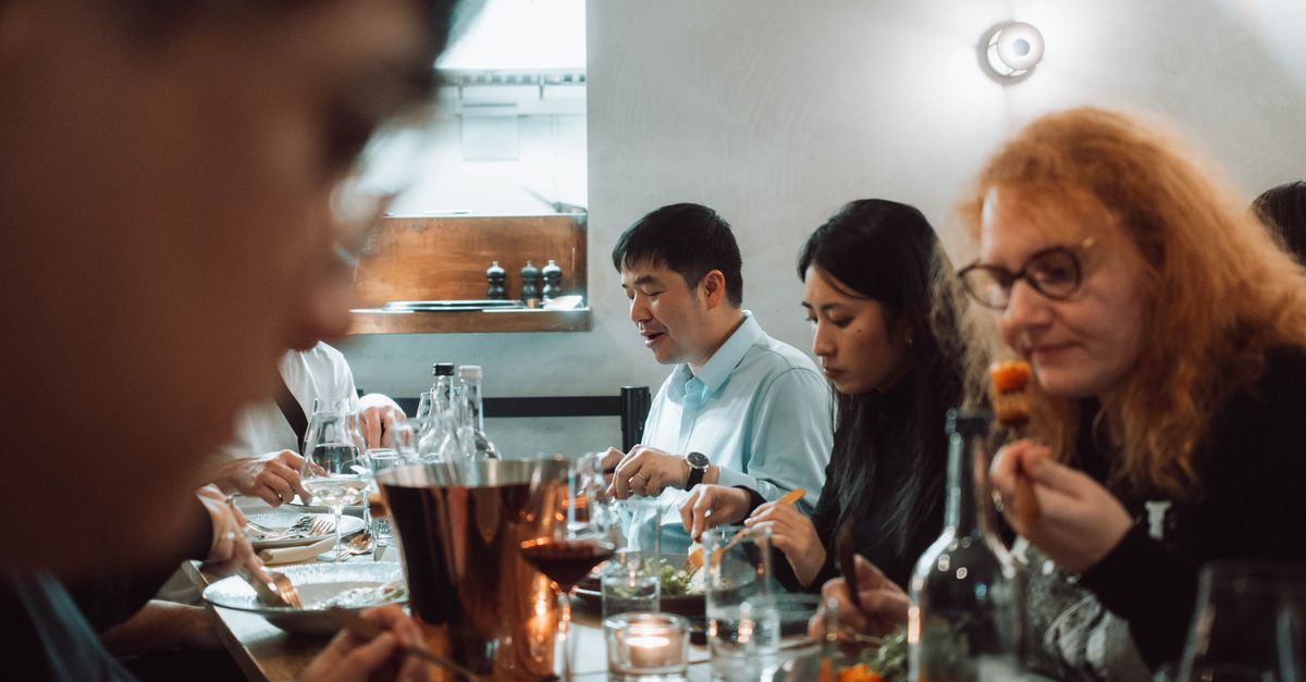 Why Restaurants Are Becoming the New Networking Hubs