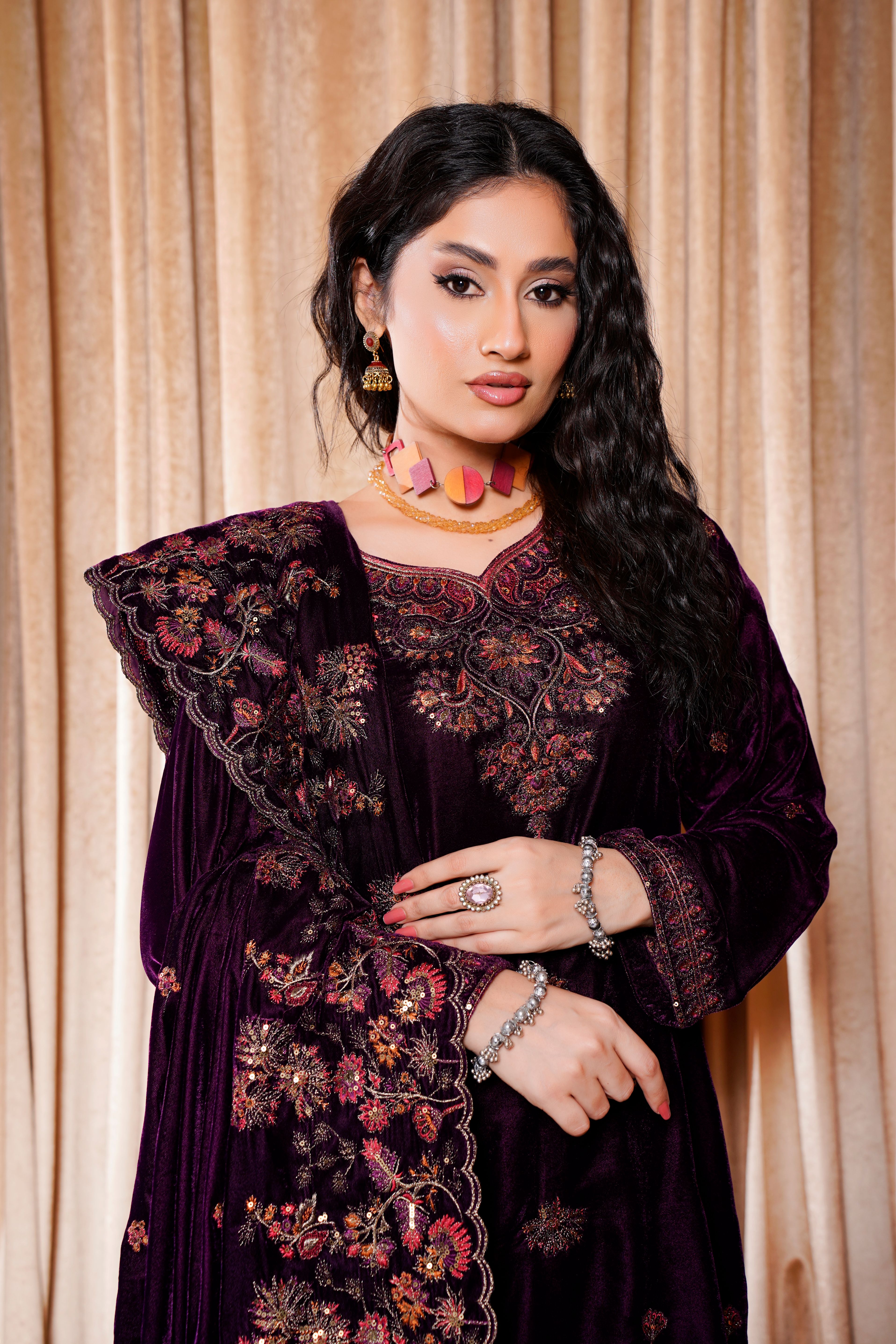 embroidered velvet dress Emerald Embroidered Velvet Thoub main image 1