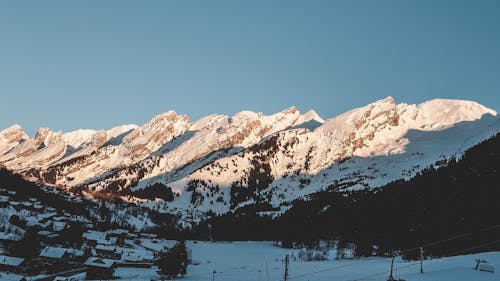 免費 白雪覆蓋的山 圖庫相片
