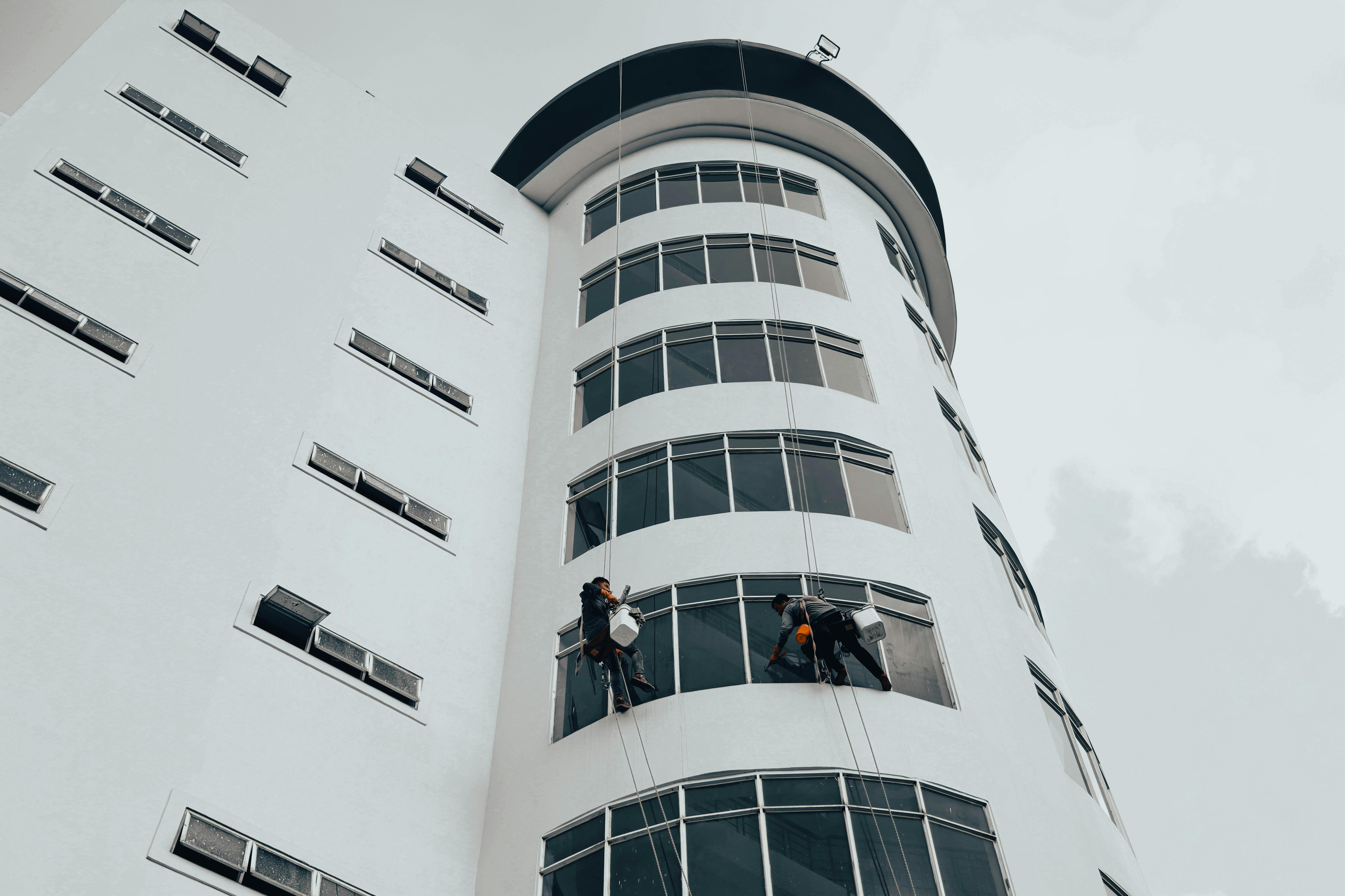 PONCE D' LEON CLEANING SERVICES, CORP