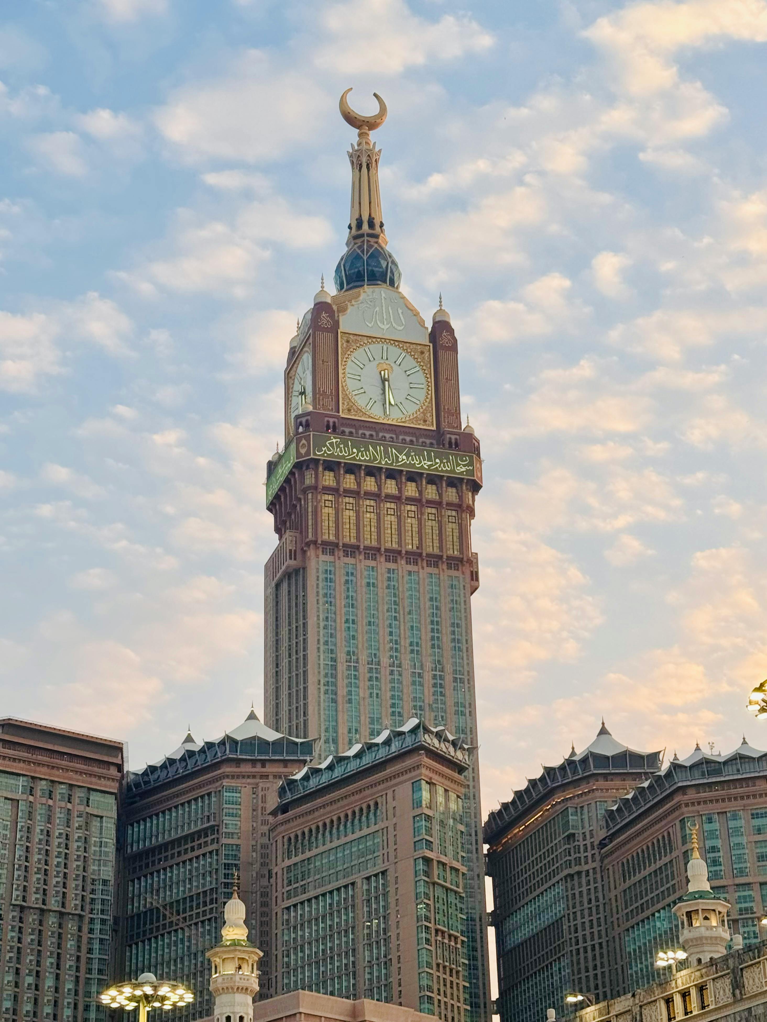 abraj al bait clock tower in makkah saudi arabia