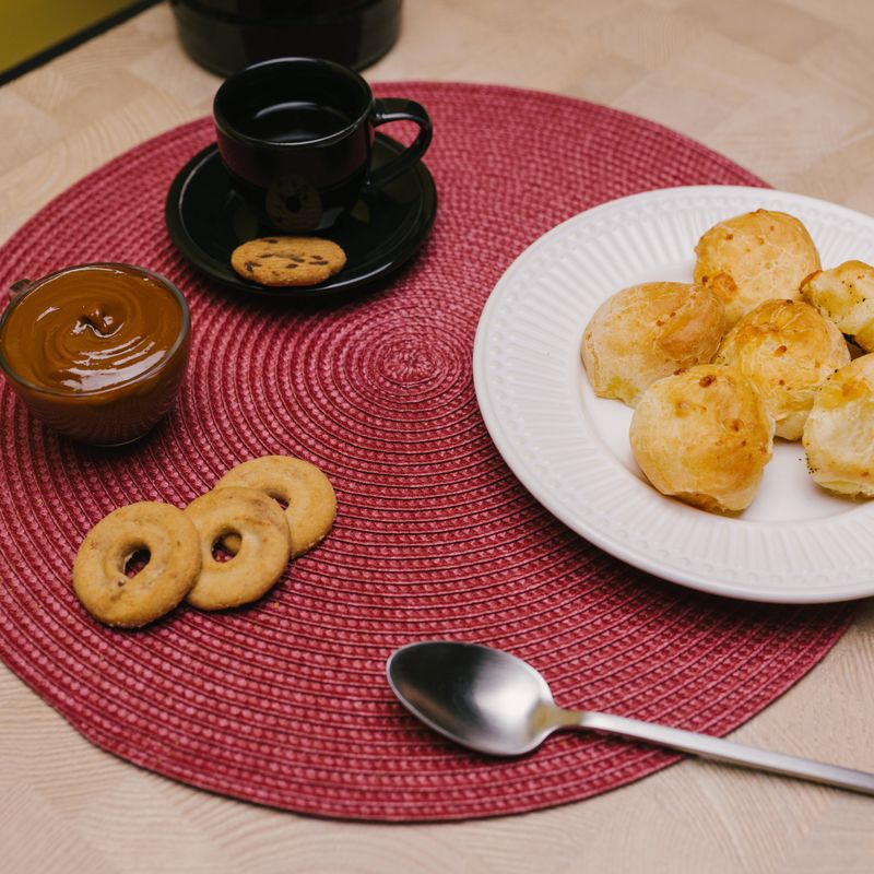 Pão de Queijo Veggie Burgers