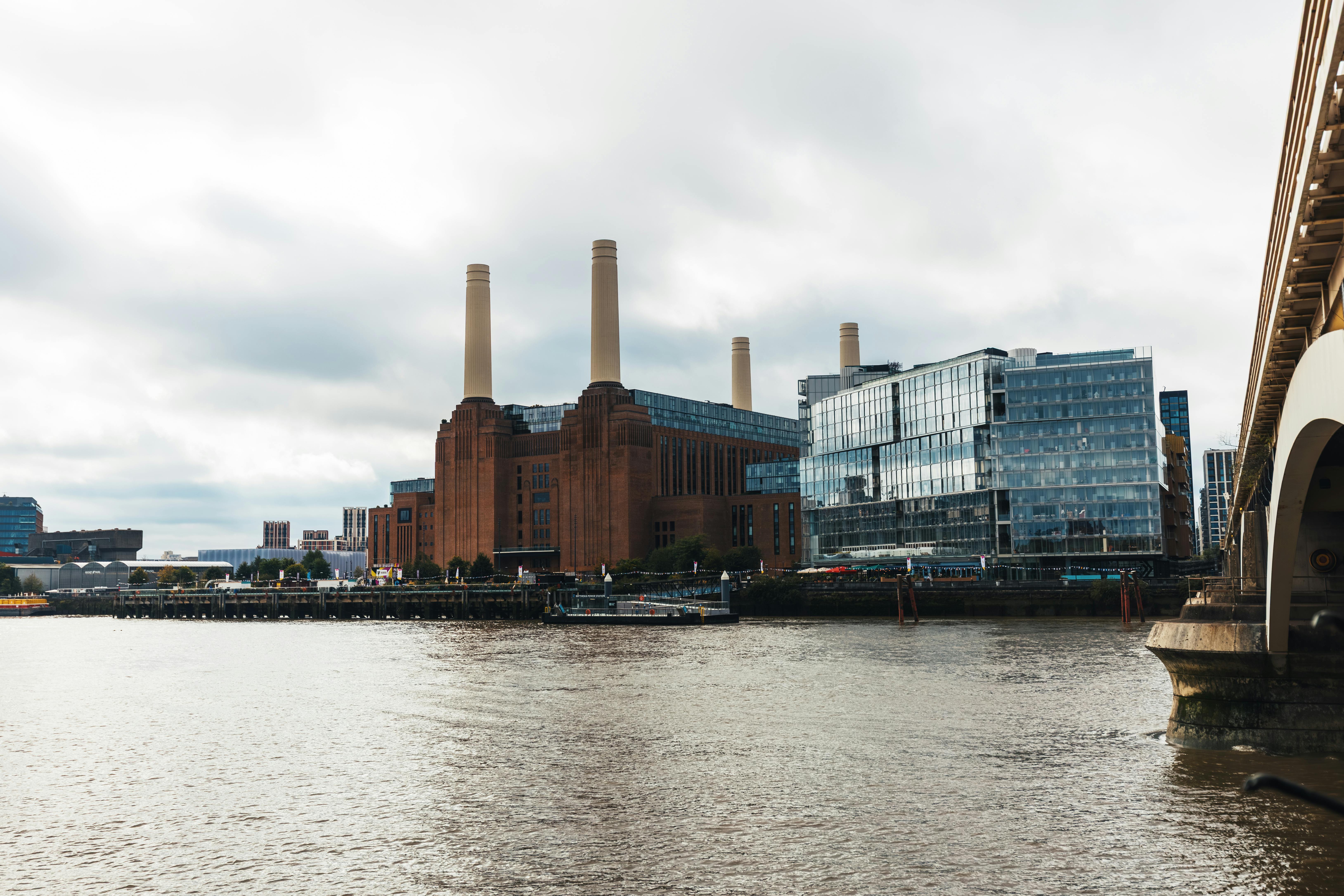 國際外匯速報：美元兌日圓匯率11:30報154.05