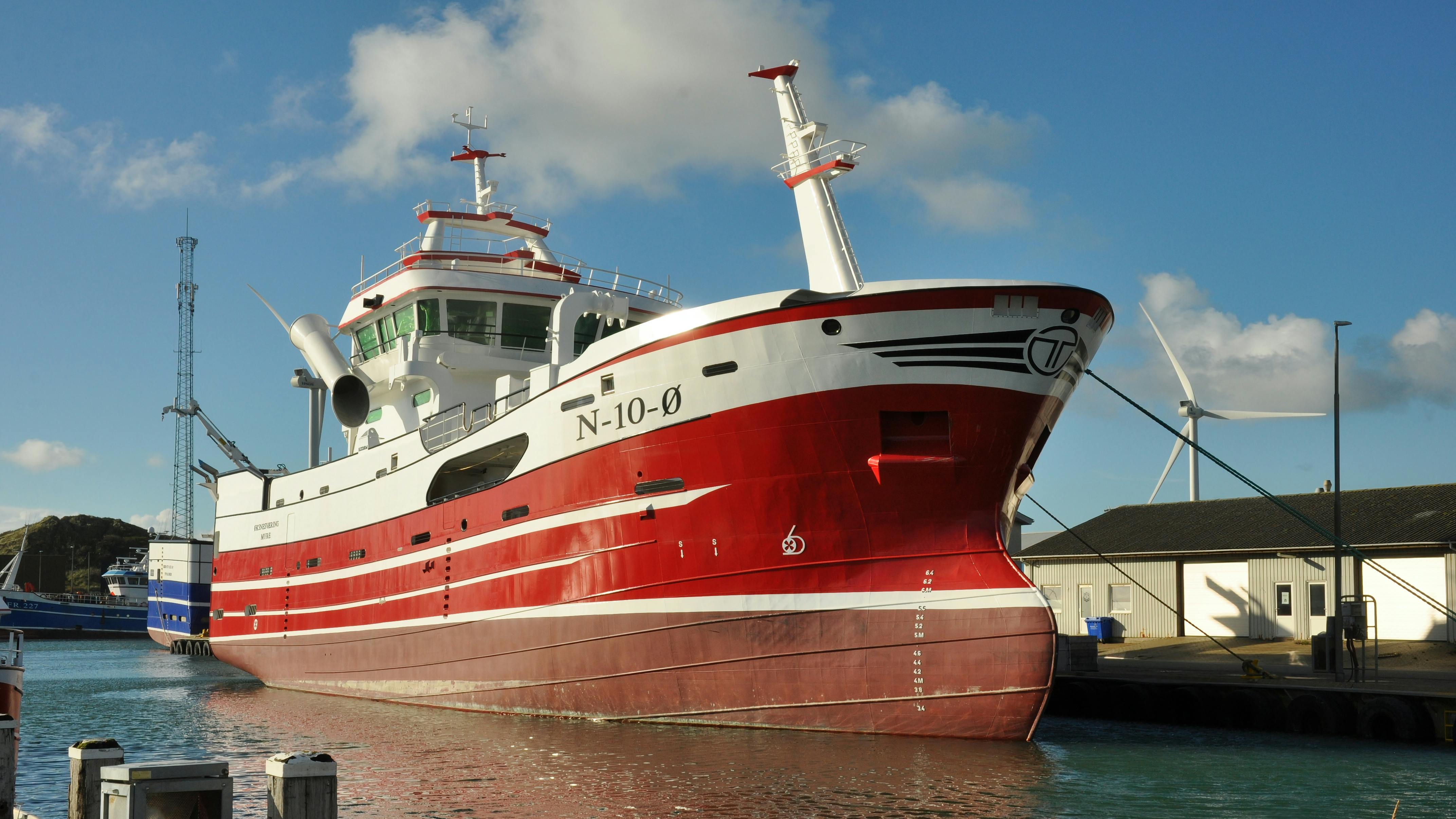 國際：白宮宣布下周起暫停對中國船隻收取港口費