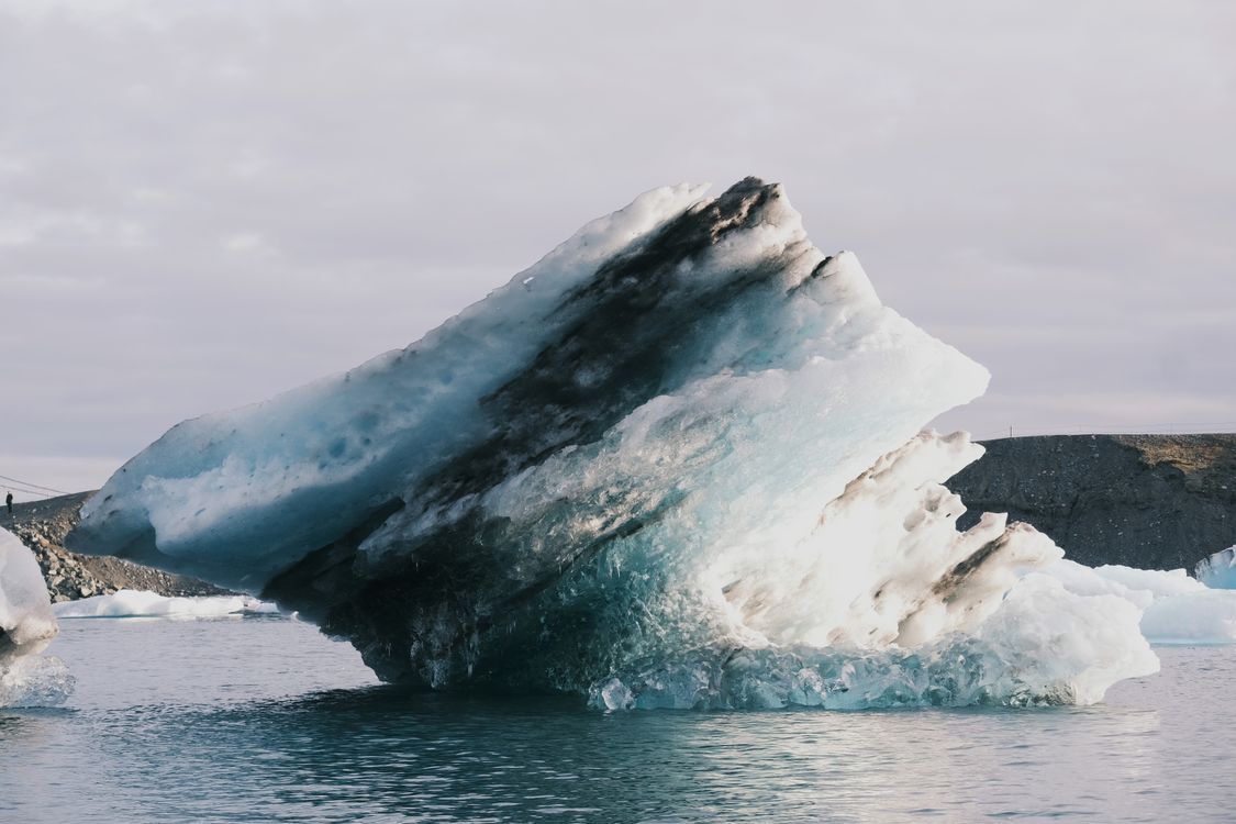Dramatic Iceberg in Icelandic Waters · Free Stock Photo