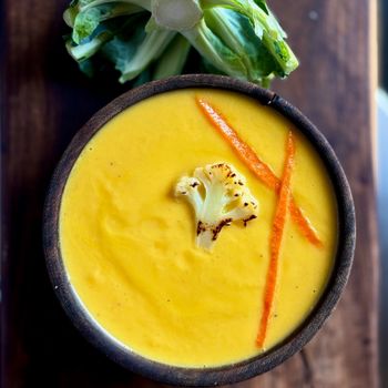 Soupe crémeuse de poireau et pomme de terre