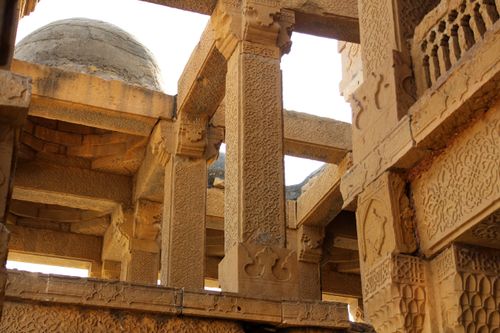 Free Intricately carved stone structures at Makli Necropolis in Sindh, Pakistan, showcase rich architectural heritage. Stock Photo