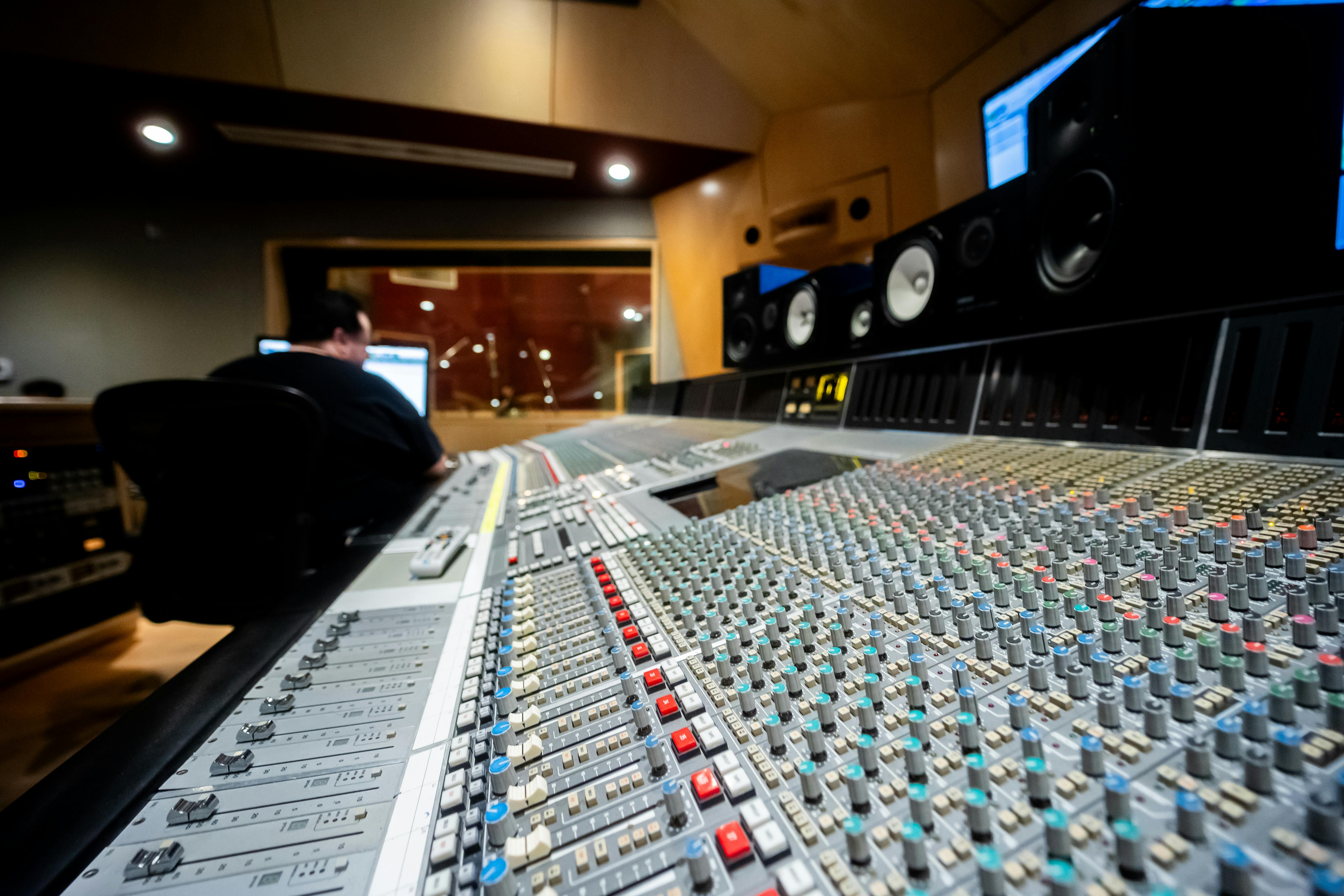 79 639  Fotos y Imágenes de Free at last album by free youtube music