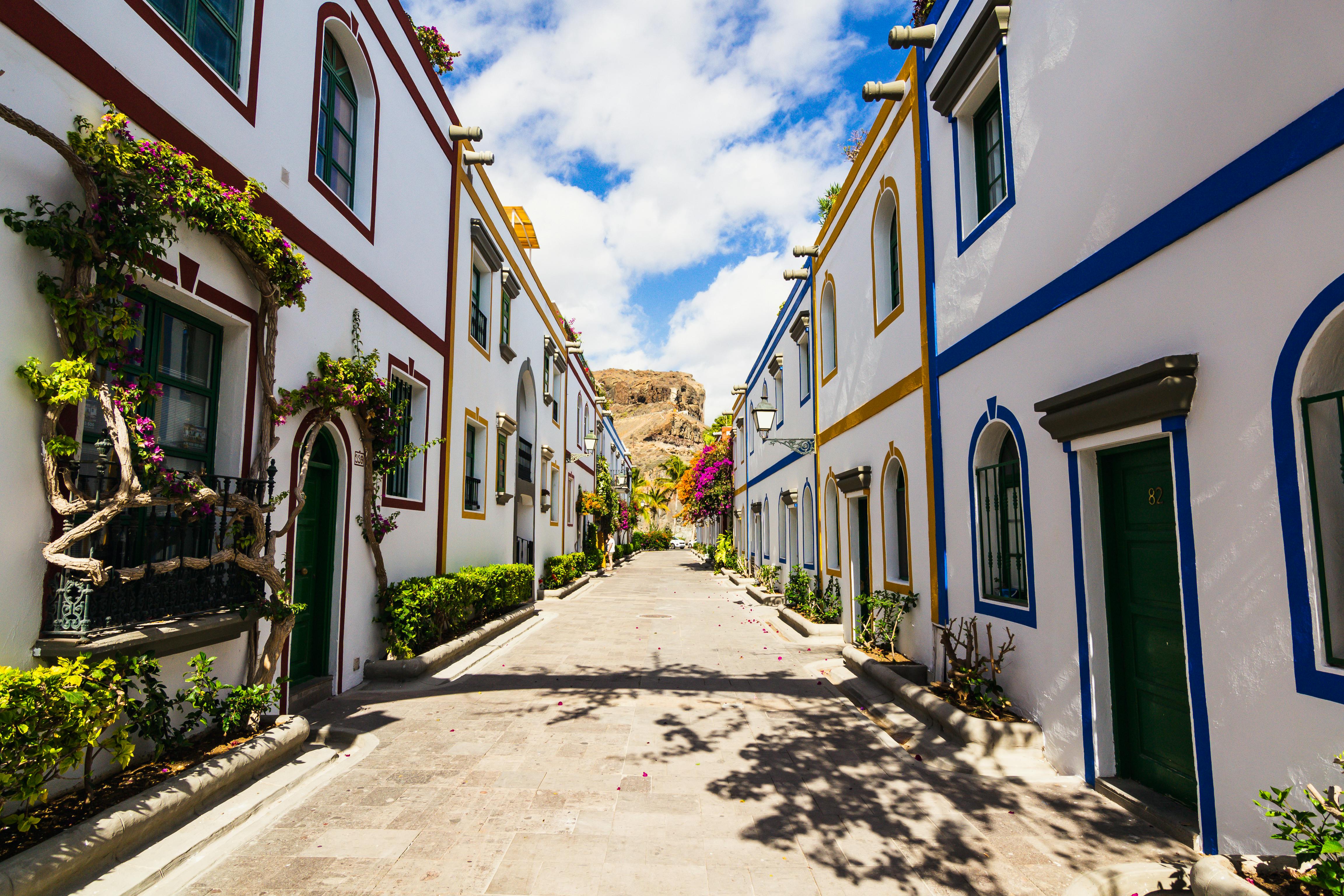 財經：月薪5萬難買北市房！自備款得存20年 網友：不如全貸買特斯