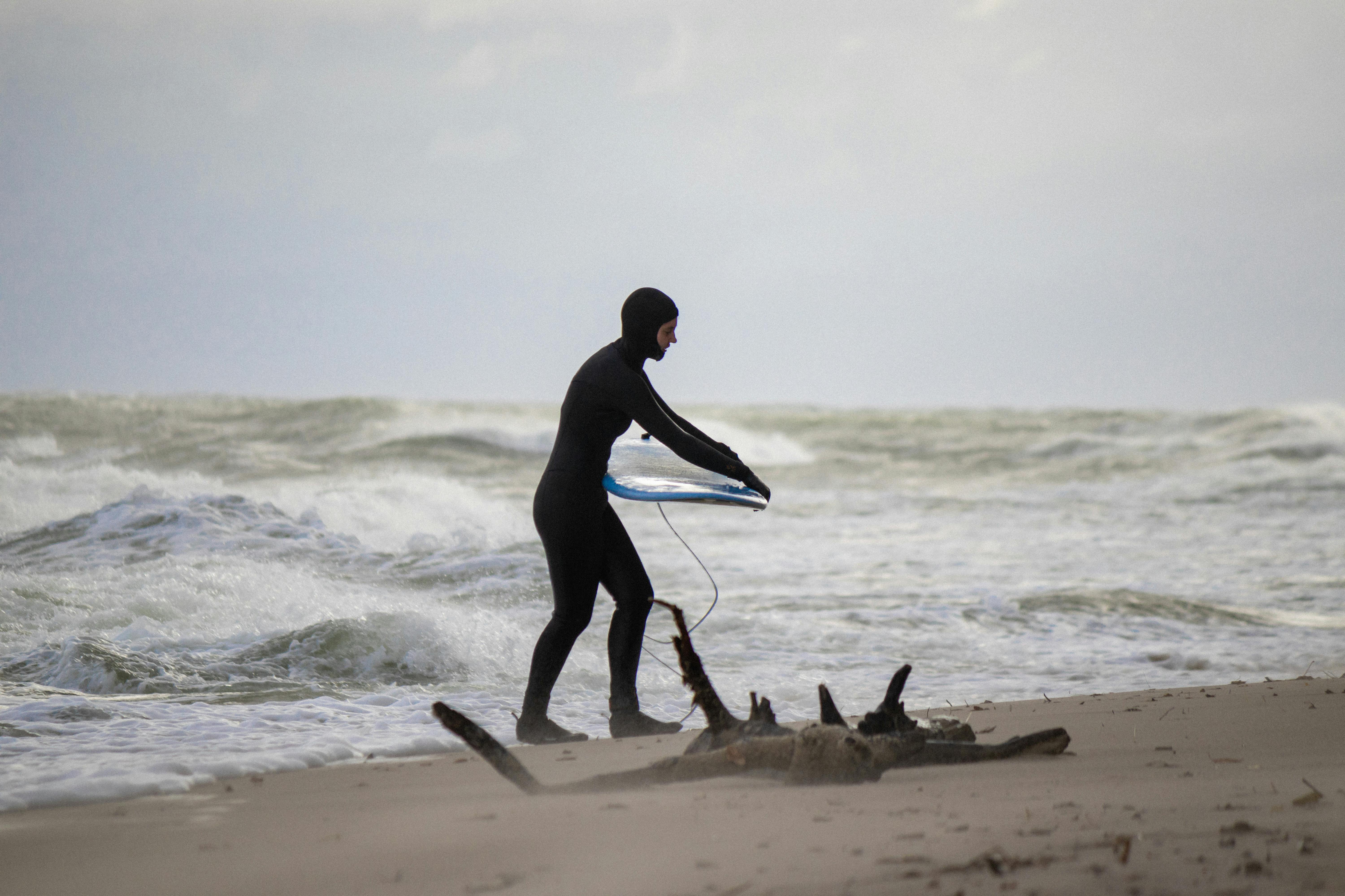2025臺灣國際衝浪公開賽11月4日盛大開幕 台東金樽熱力引爆東海岸