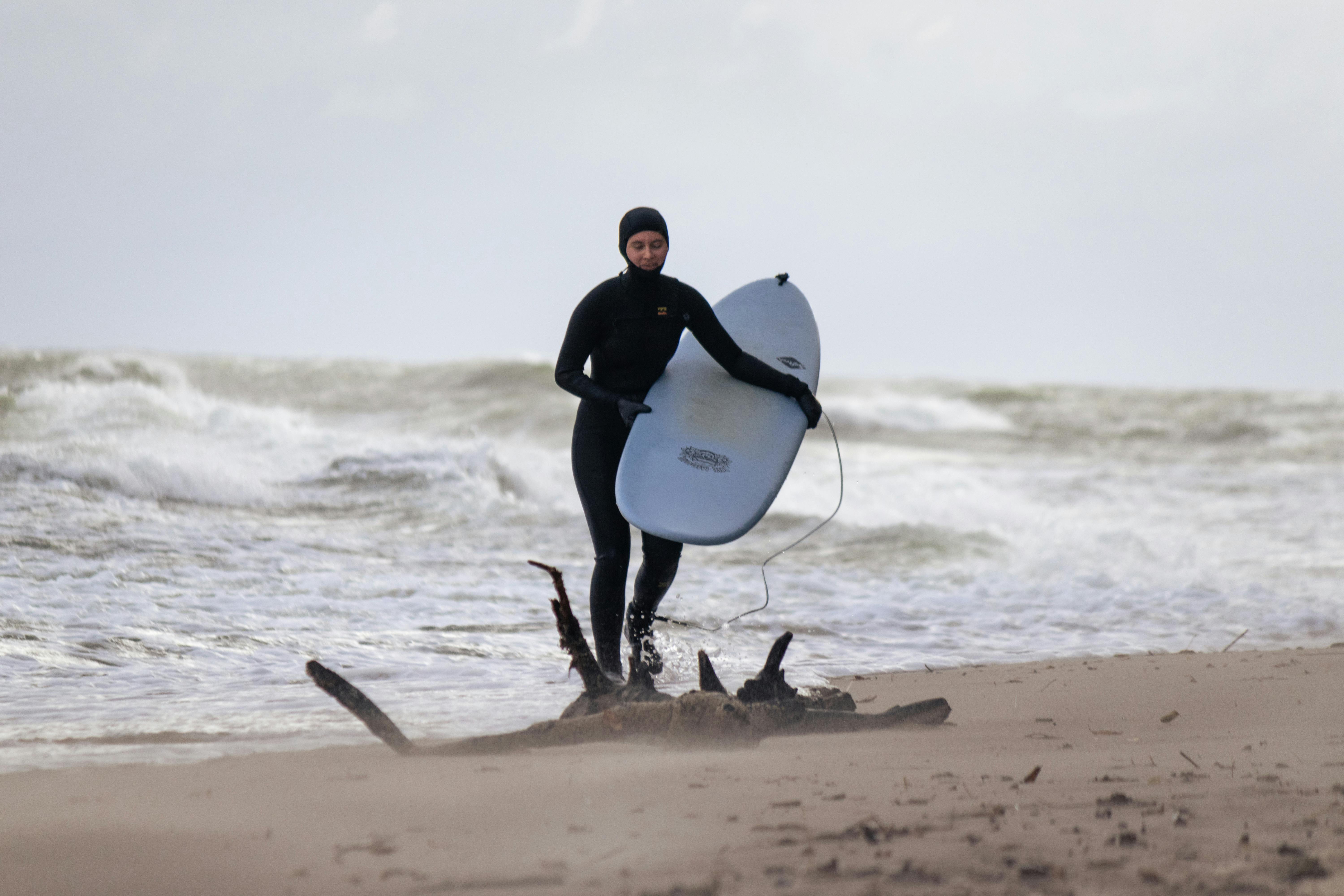 2025臺灣國際衝浪公開賽11月4日盛大開幕 台東金樽熱力引爆東海岸
