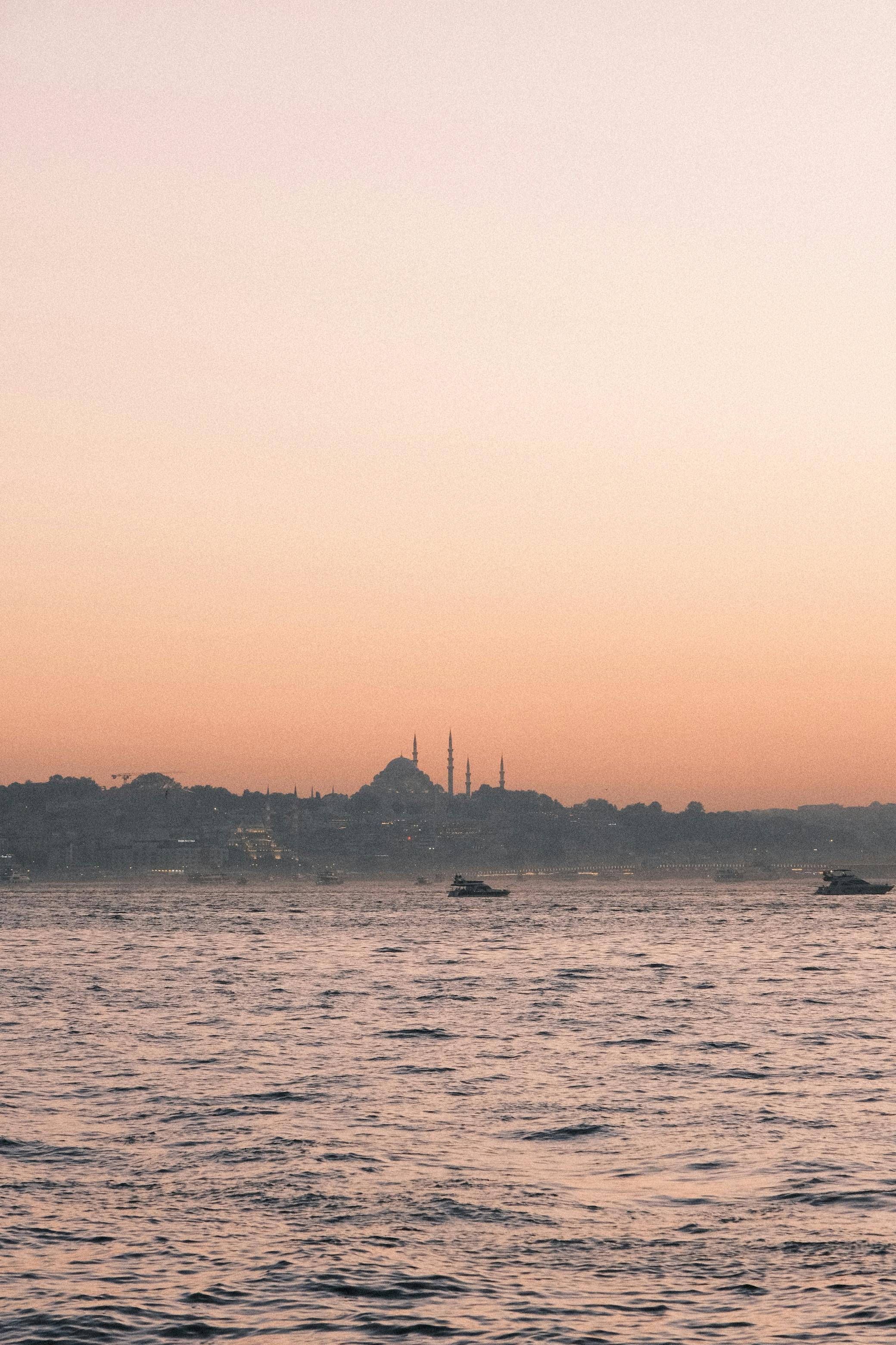 Navigating the M20 Kent Bridge Closure: 7 Key Routes to Avoid Delays