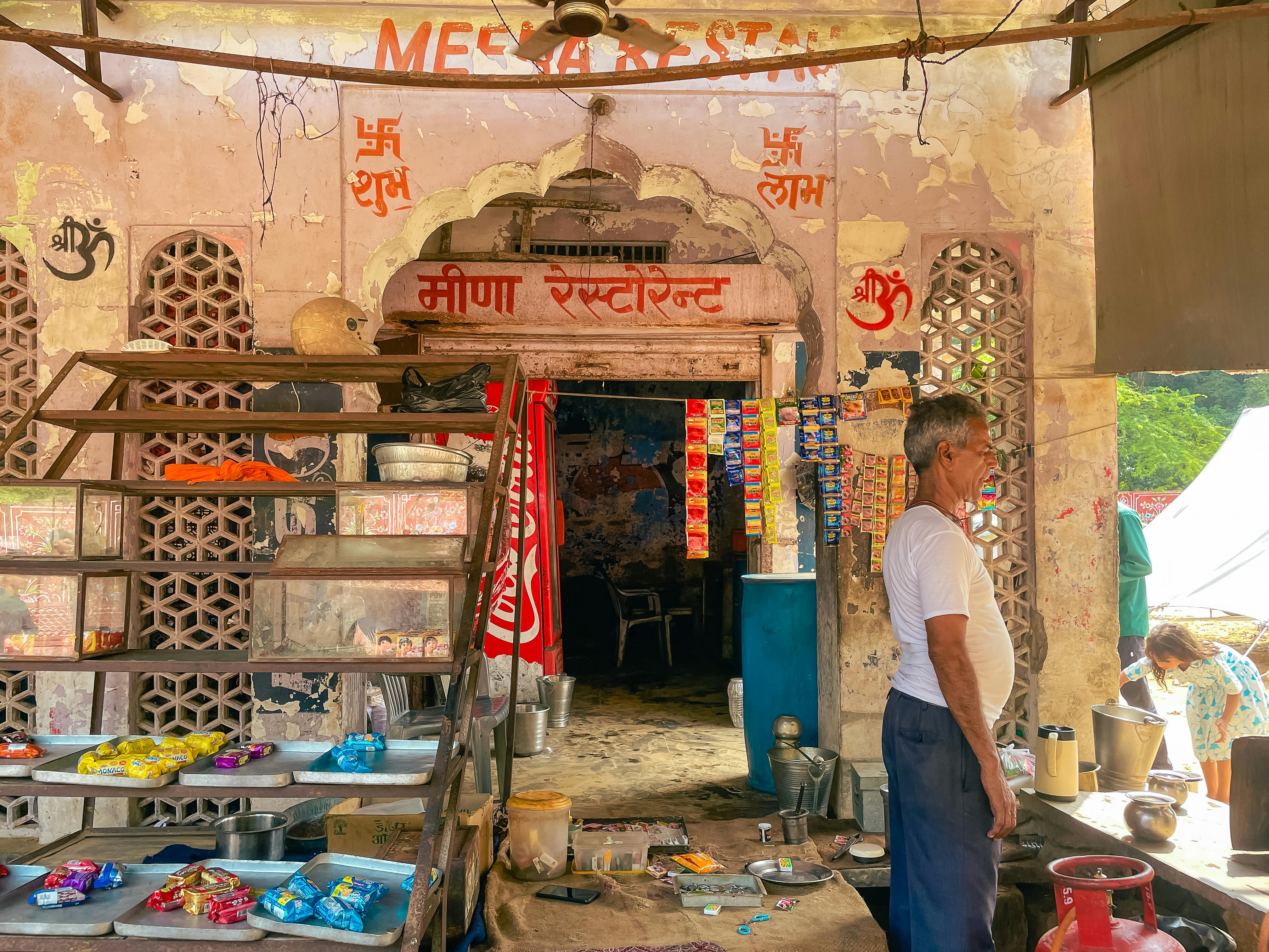 Explore the Benefits of Working in Bristol's Premier Shopping Destination: Cabot Circus Jobs Explained