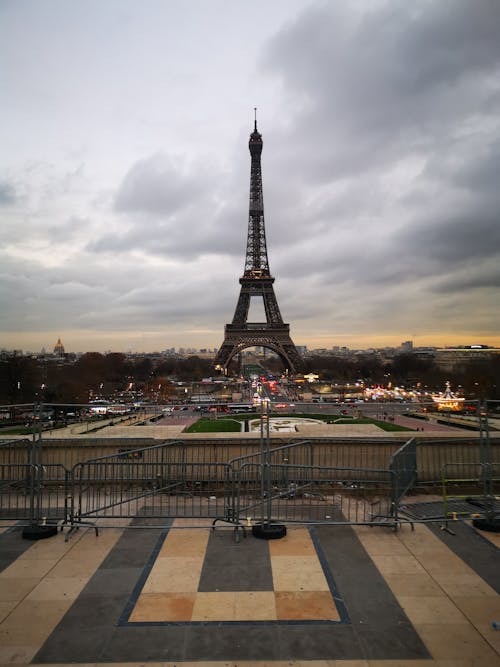 Free Eiffel Tower Stock Photo