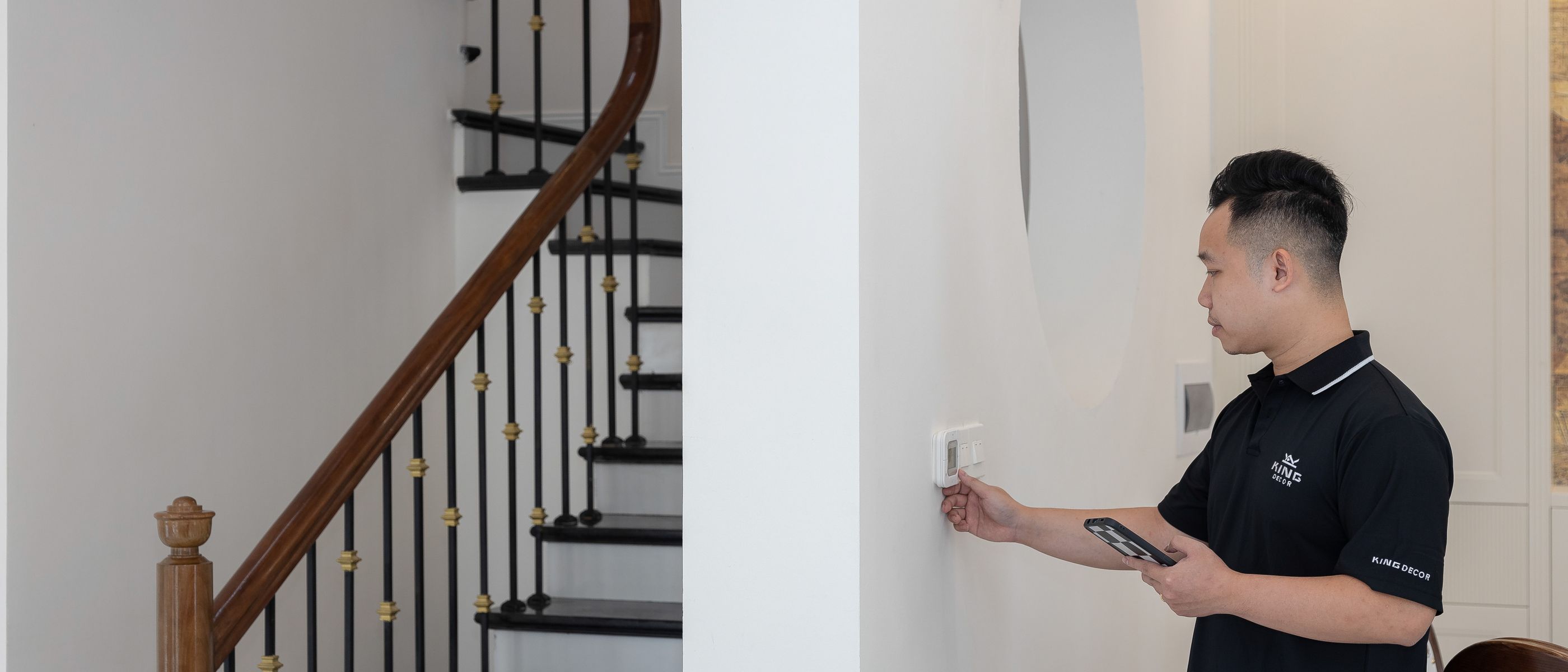 Painters and Decorators in Chiswick — dust sheets down and the room fully protected