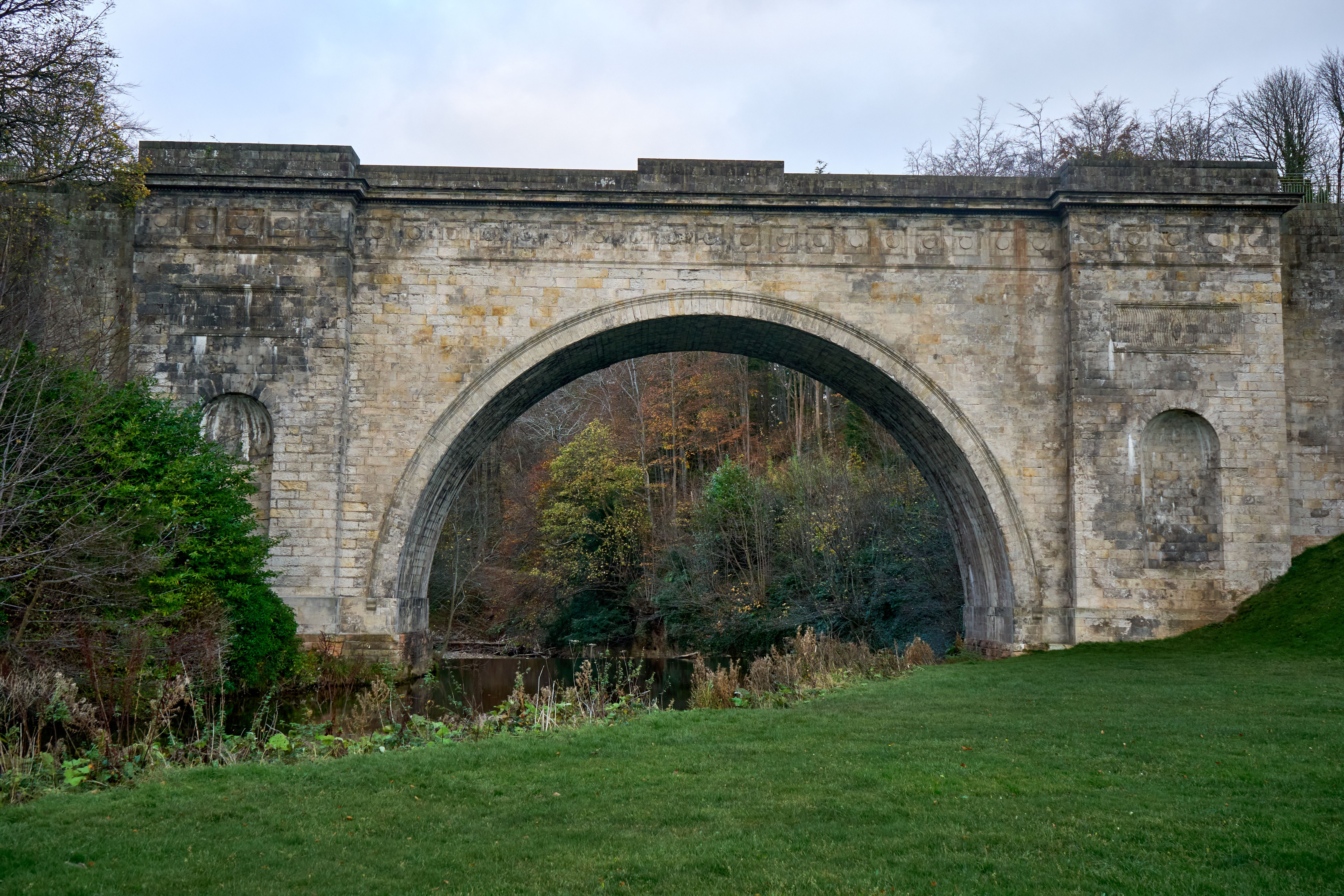 Historic Stone Arch Bridge in Scenic Countryside · Free Stock Photo