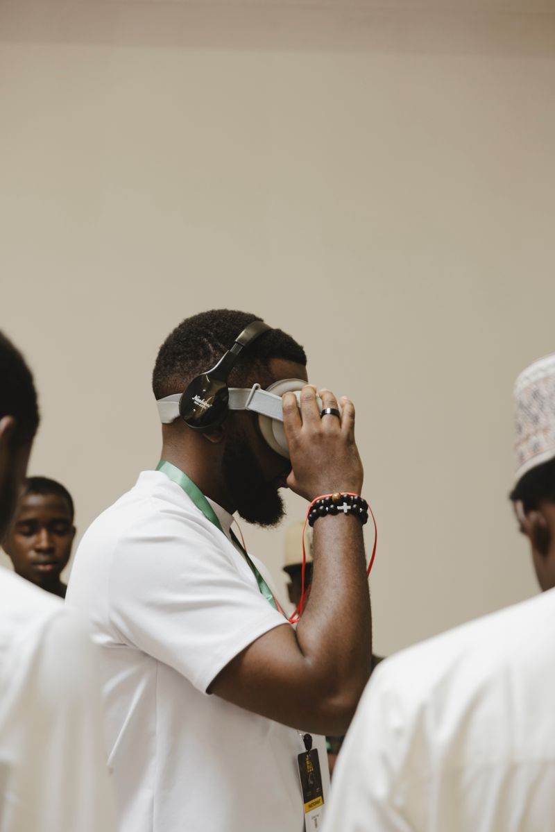 أحدث تقنيات النظارات الذكية AI: wearable technology