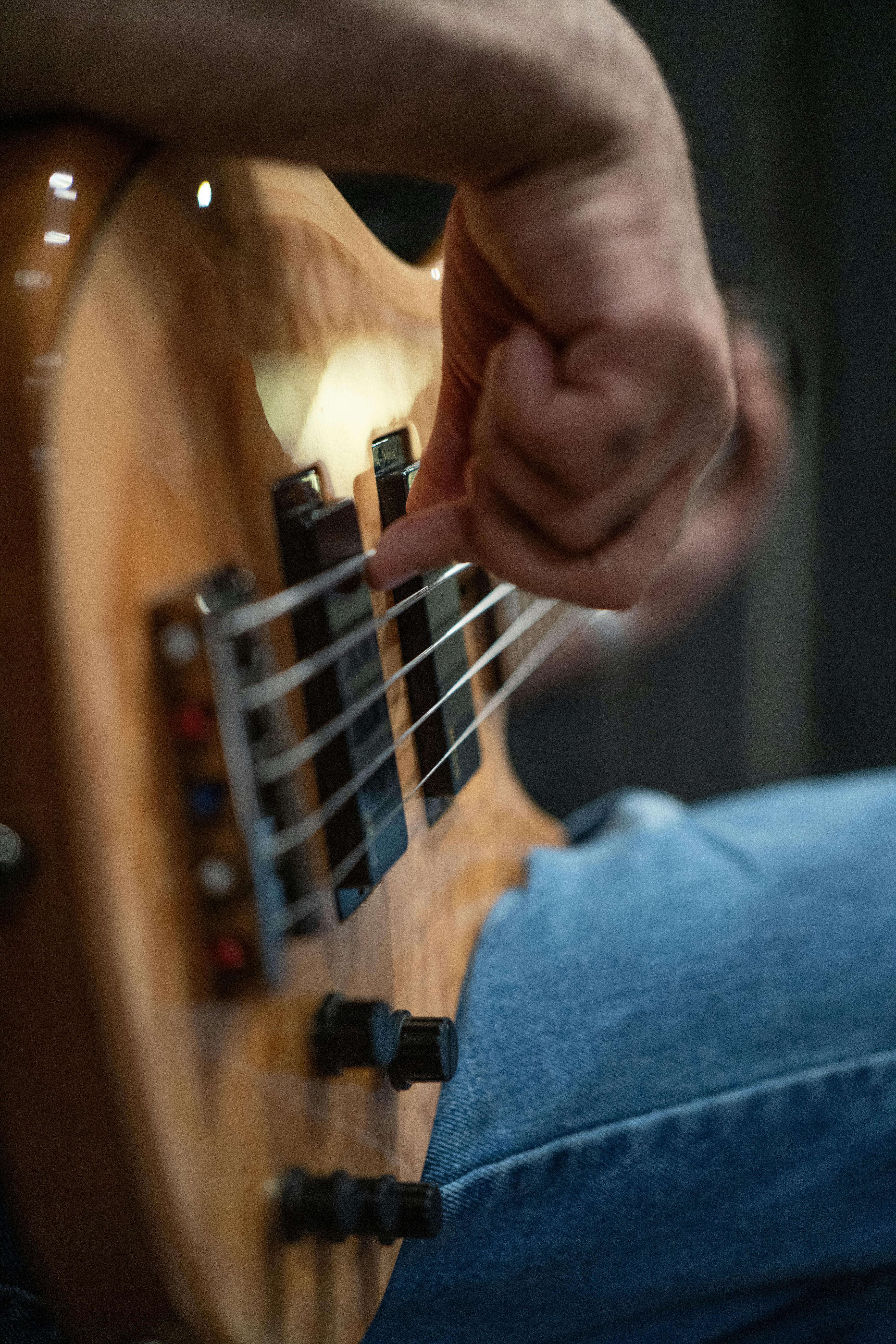 Sound Engineering Tutorials From Sound On Sound -- Technique - Recording Strings