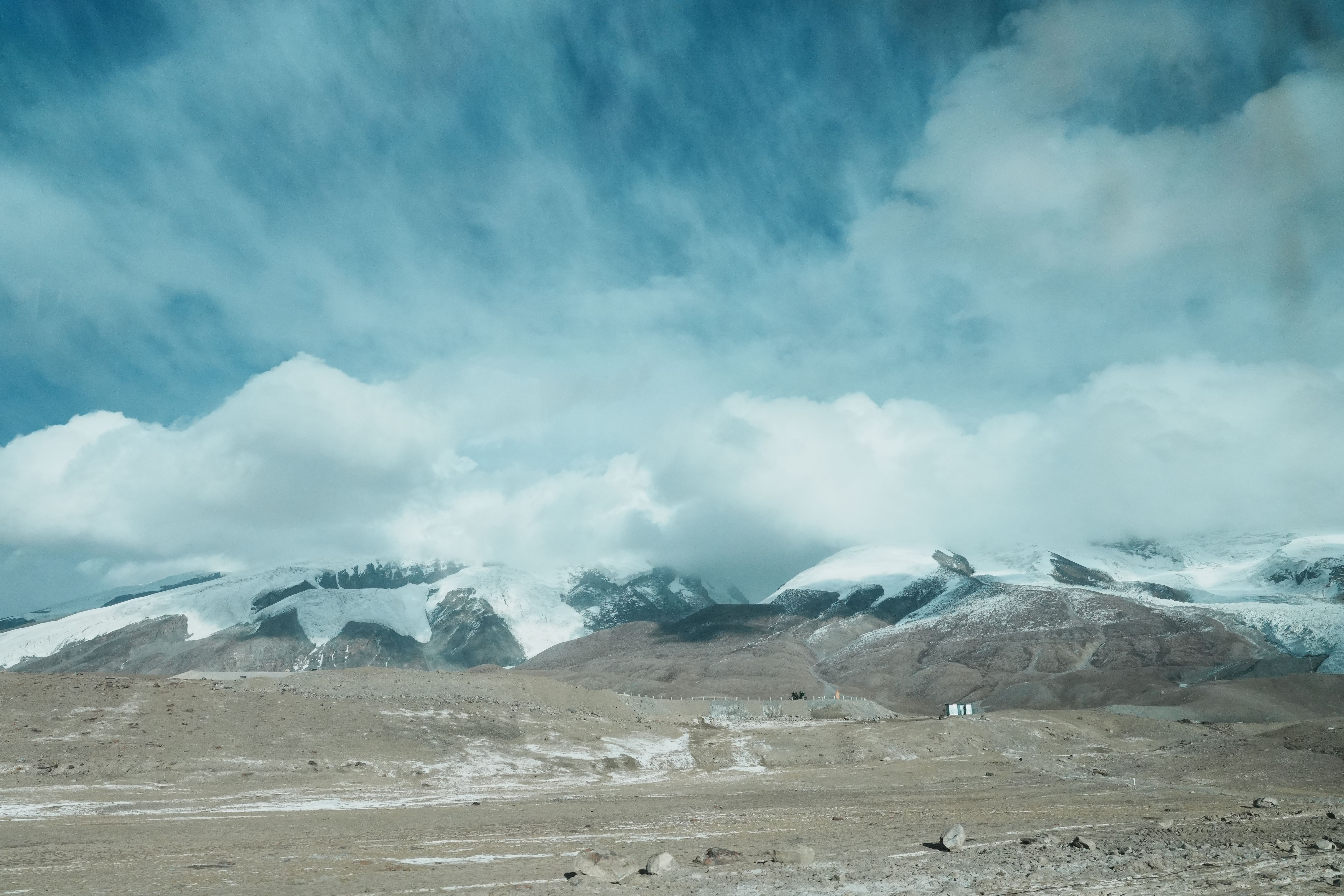Breathtaking Snow-Capped Mountain Landscape · Free Stock Photo
