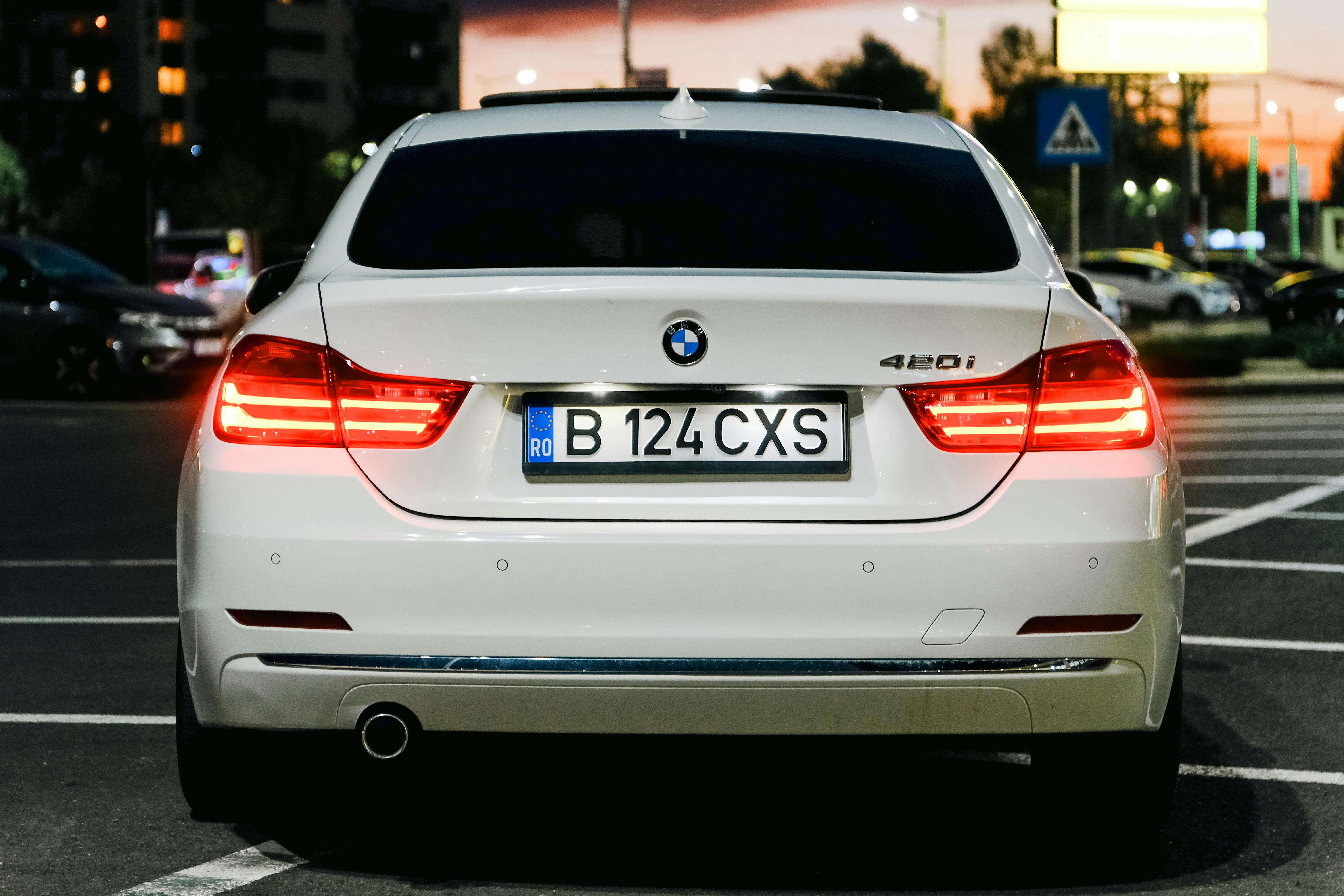 Seres 3 stracił 140 tys. zł wartości w trzy lata. Elektryczny SUV ostrzeżeniem dla kupujących