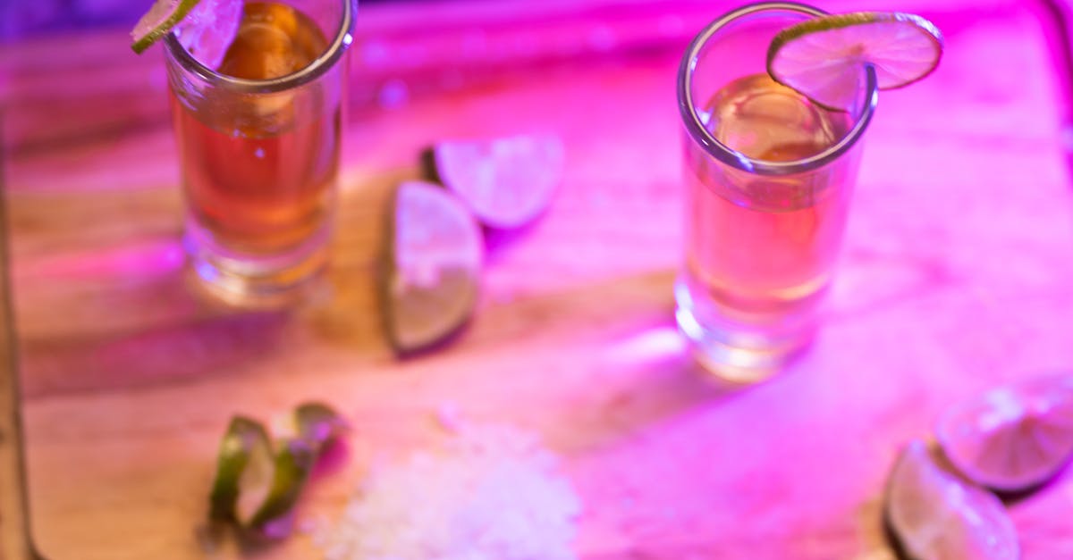 獨家揭露黃明志私下生活!泰國黑暗行程與第三性公關消費趣聞