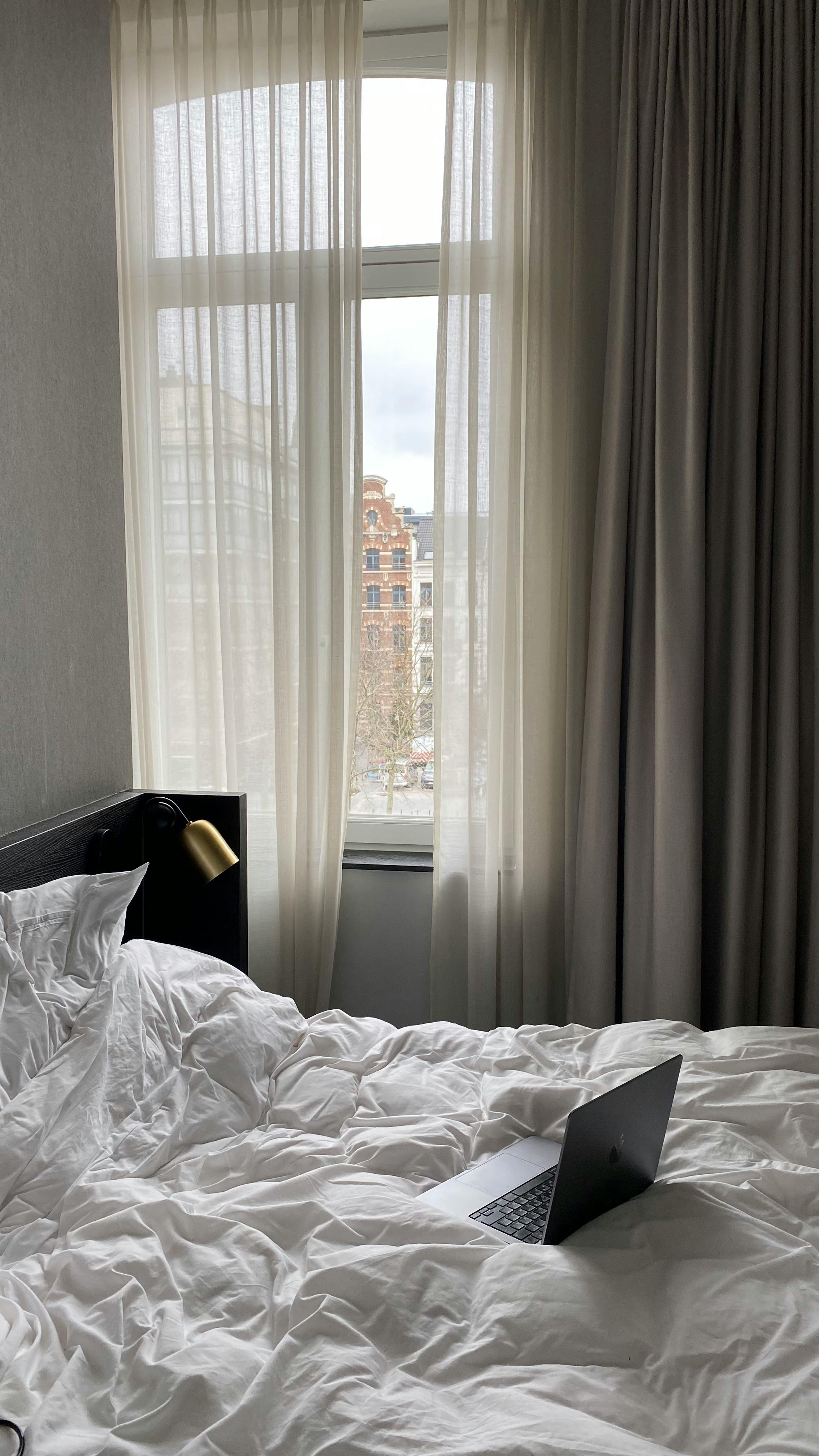 Bedding Expert Reveals 5 Must-Have Sleep Products to Grab Before Black Friday Sales!