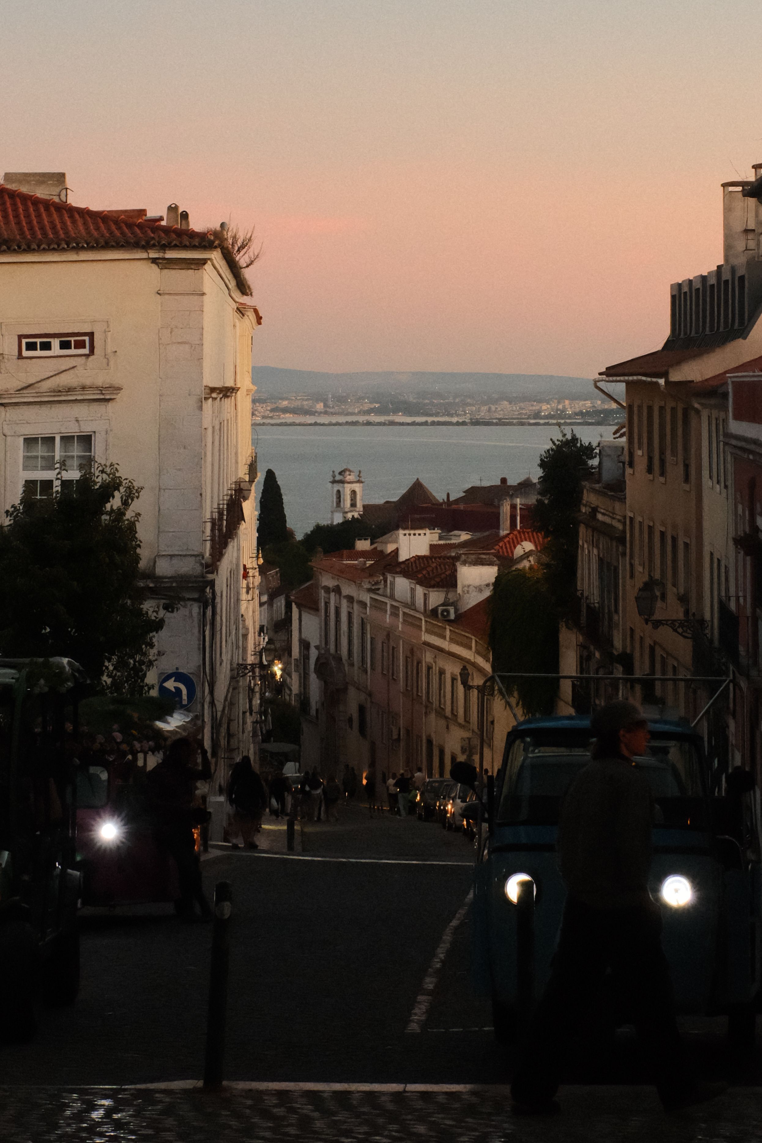 Alfama Lanes