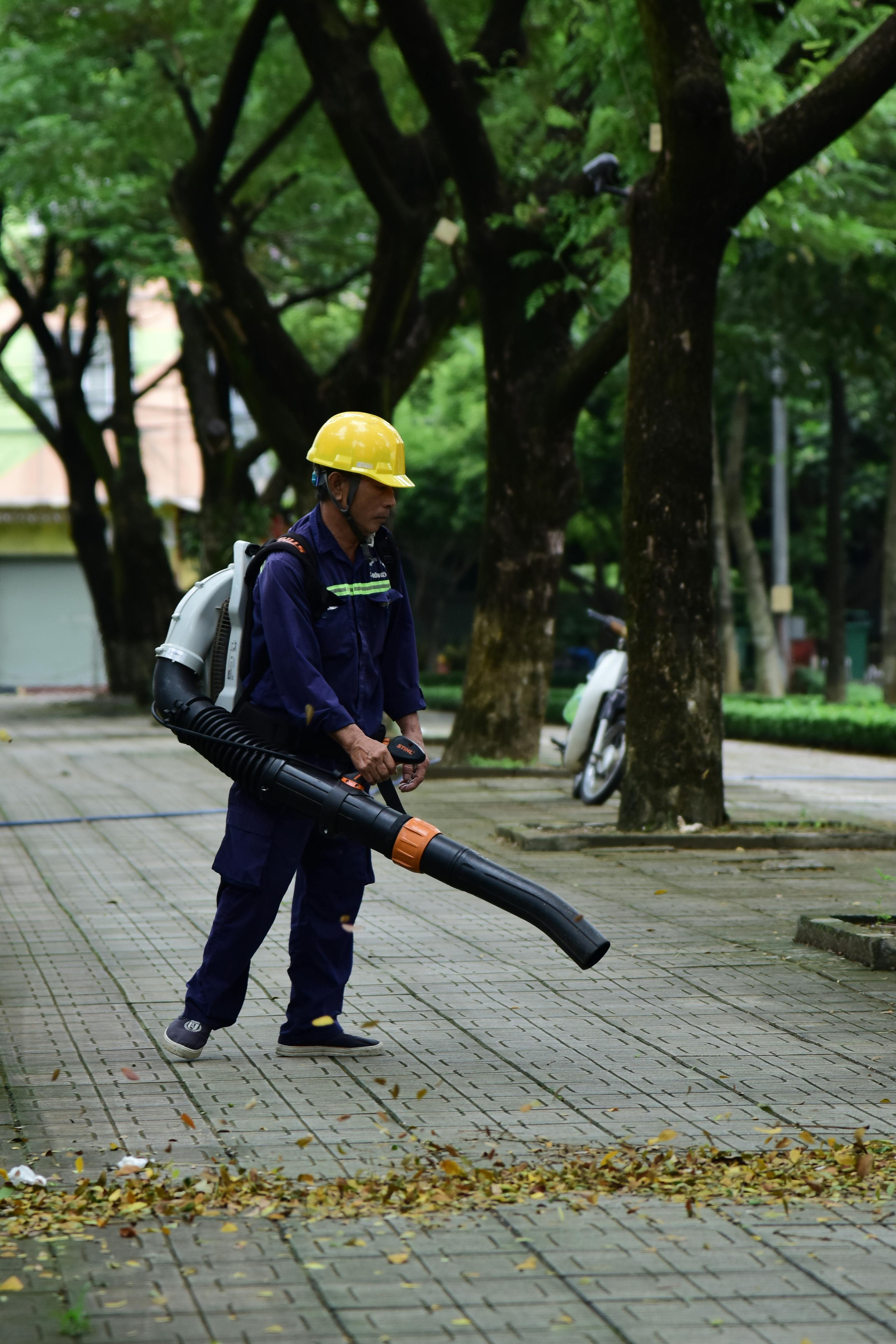 BlastBoss: Is SharkNinja's $150 Gadget the Ultimate Indoor-Outdoor Cleaning Revolution?