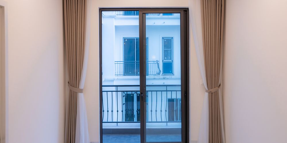 Chăm sóc gia đình bạn với rèm kiêm lưới chống muỗi an toàn - Giải pháp hiệu quả cho mùa hè