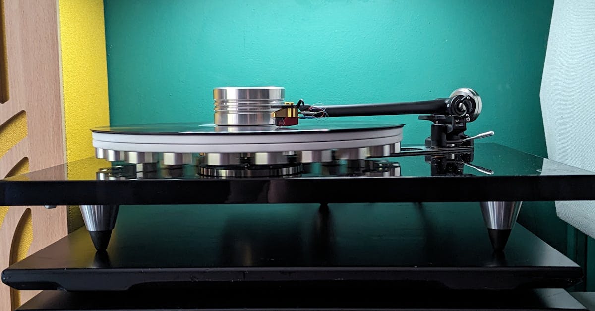 AI浪潮助攻奇鋐科技營運成長 外資百強躍居第六 深耕教育公益