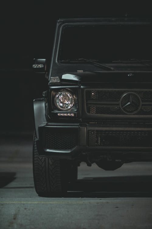 black mercedes benz wallpaper