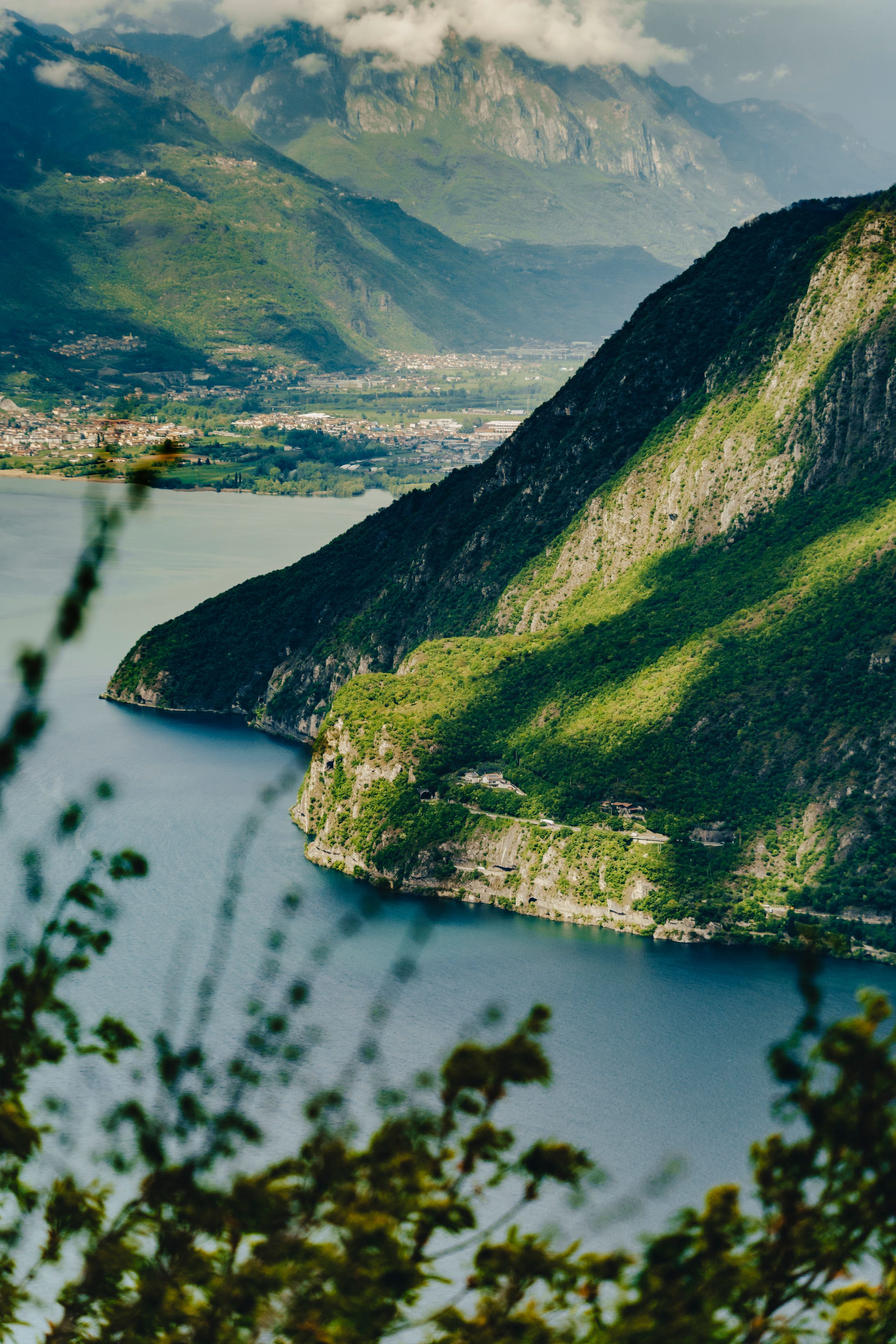 Lago d'Iseo e Prealpi Lombarde — laghi e monti vicino Milano
