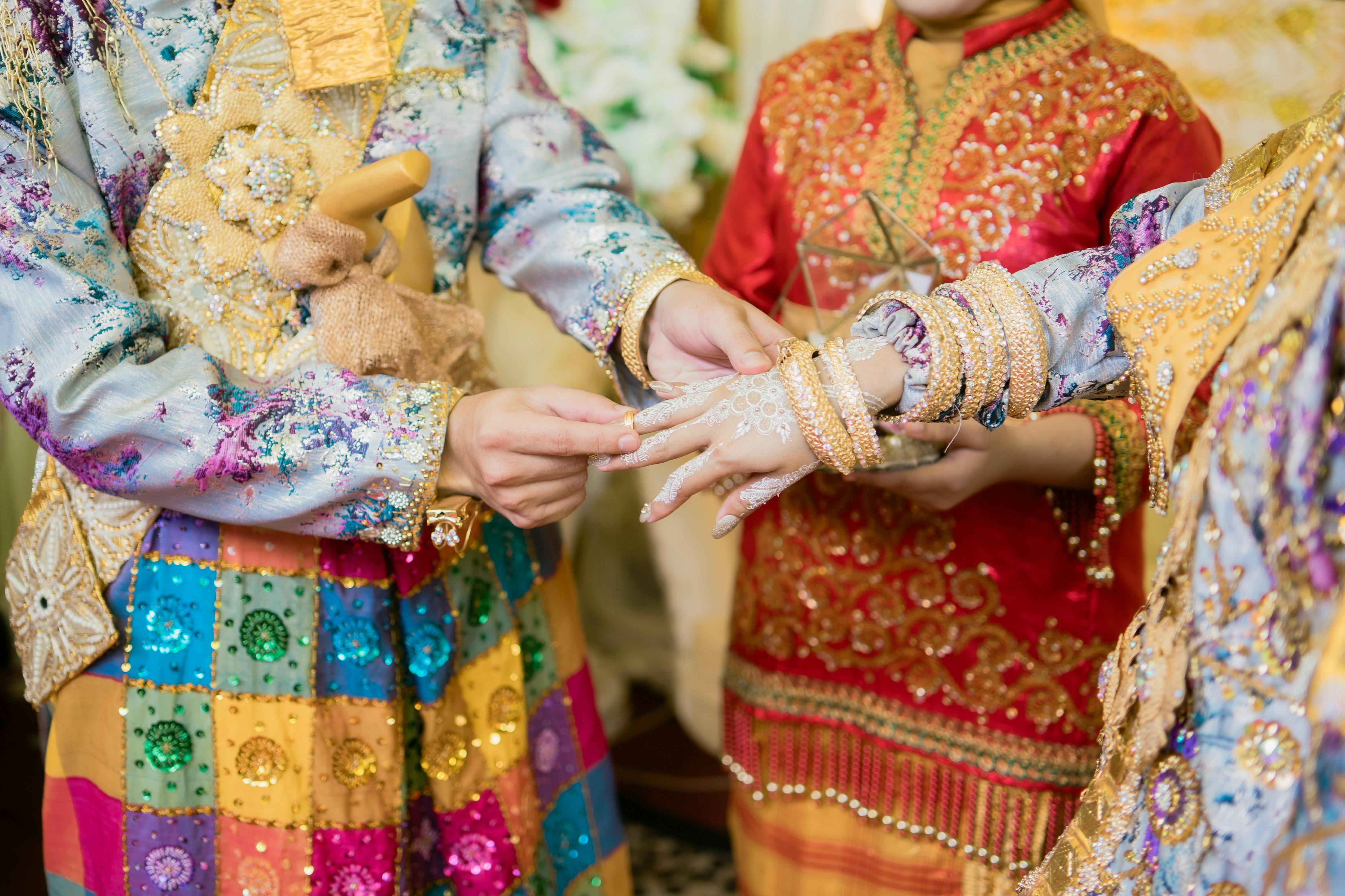 Wedding Events in Kandahar Hotels Limited to Midnight Under New Rule — Photo by JURIADI PADDO on Pexels