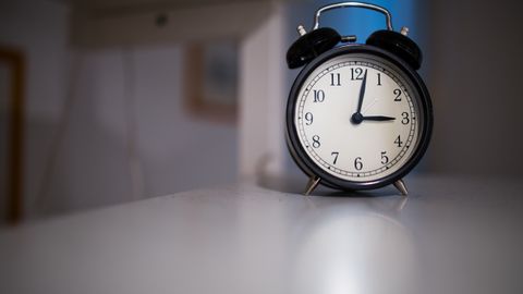 The case for a steady wake time over a longer lie-in