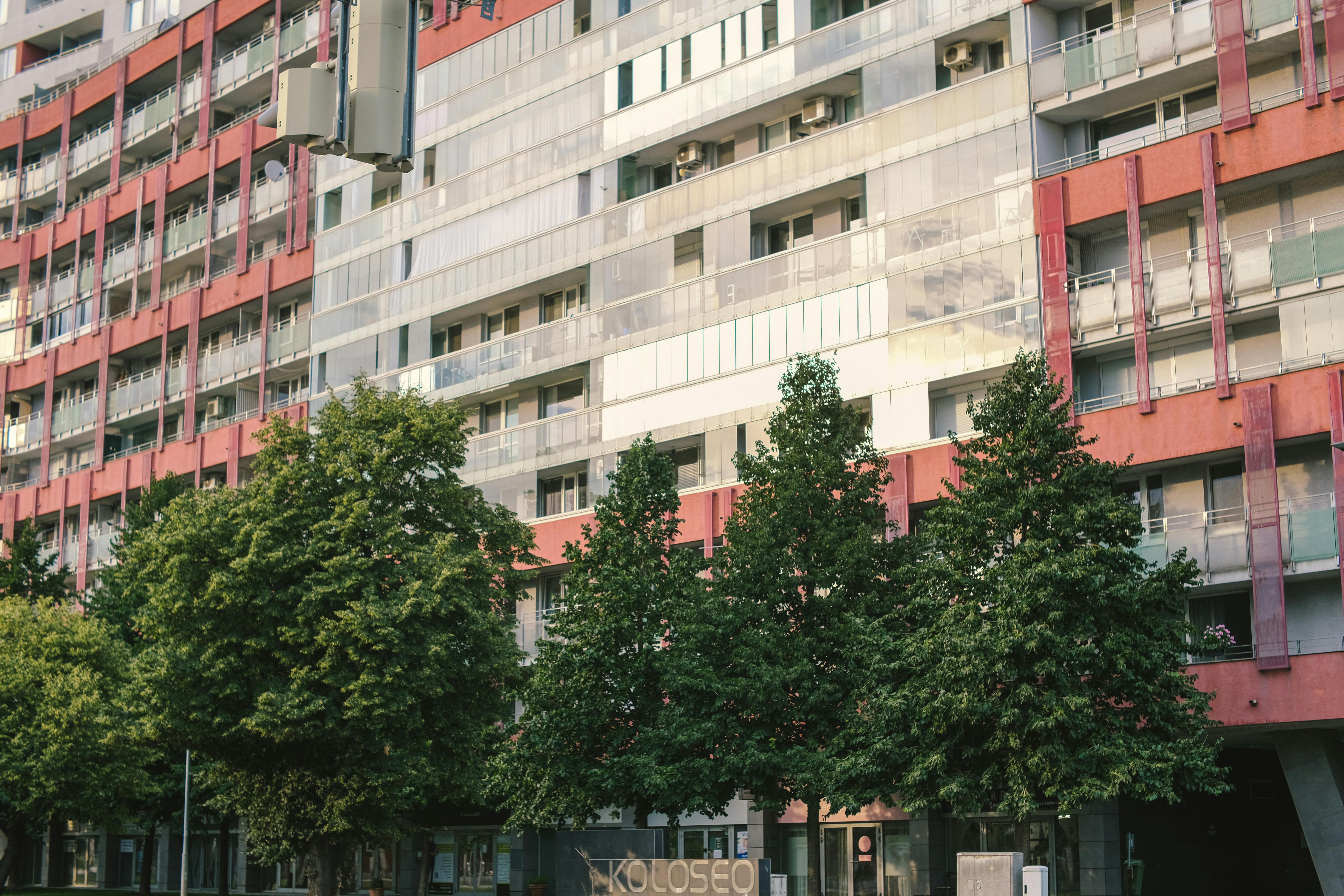 Releaser Launches Tenant Screening Platform for Property Managers Handling 50–500 Units — Photo by William Gevorg Urban on Pe