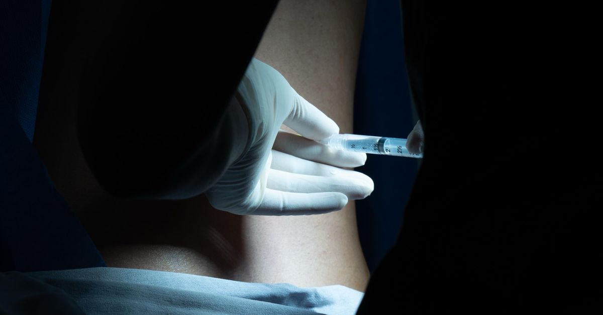 Cs Surgery Injection Healthcare Professional Administering Injection · Free Stock Photo