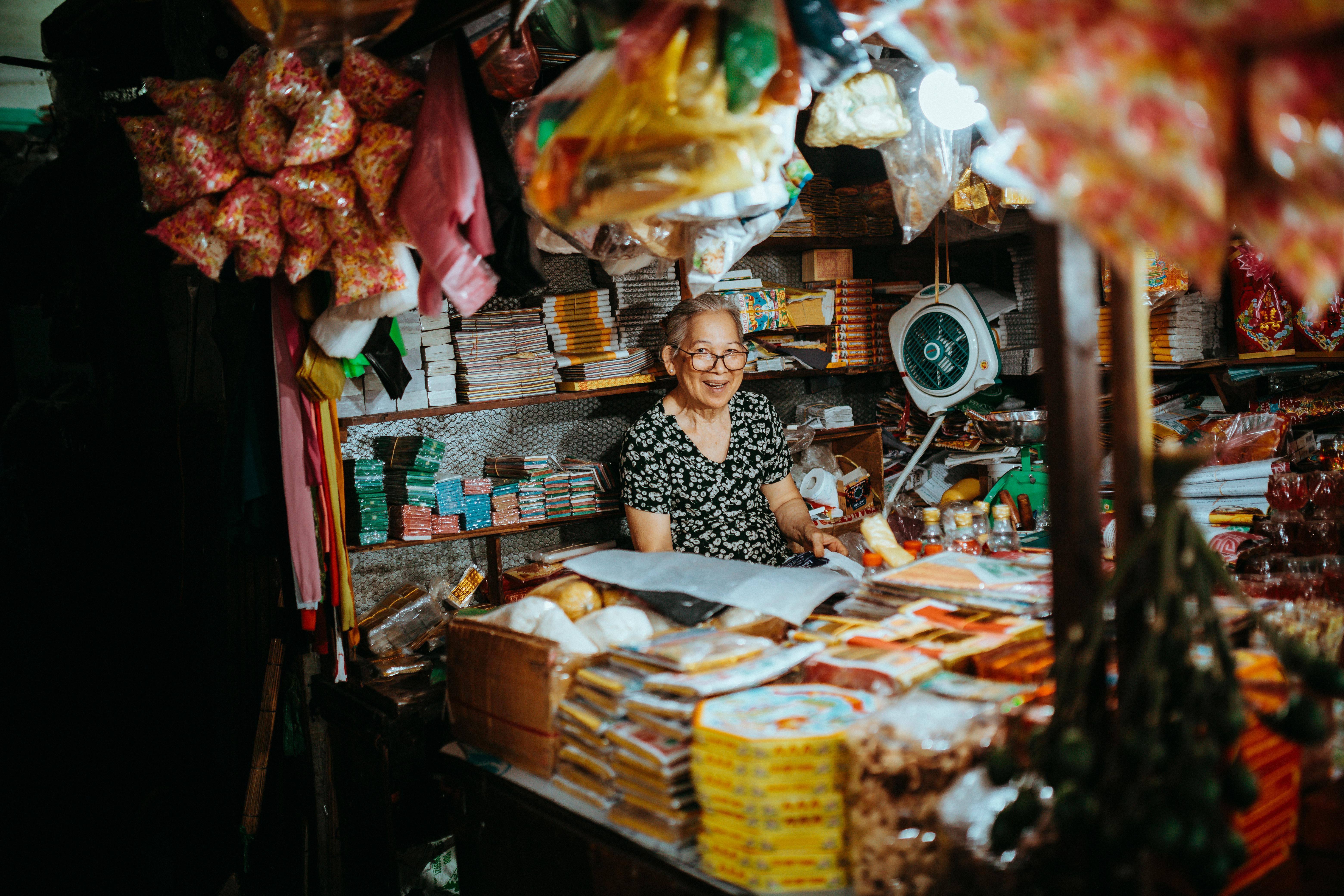 Secret Psychology Tricks to Close More Sales