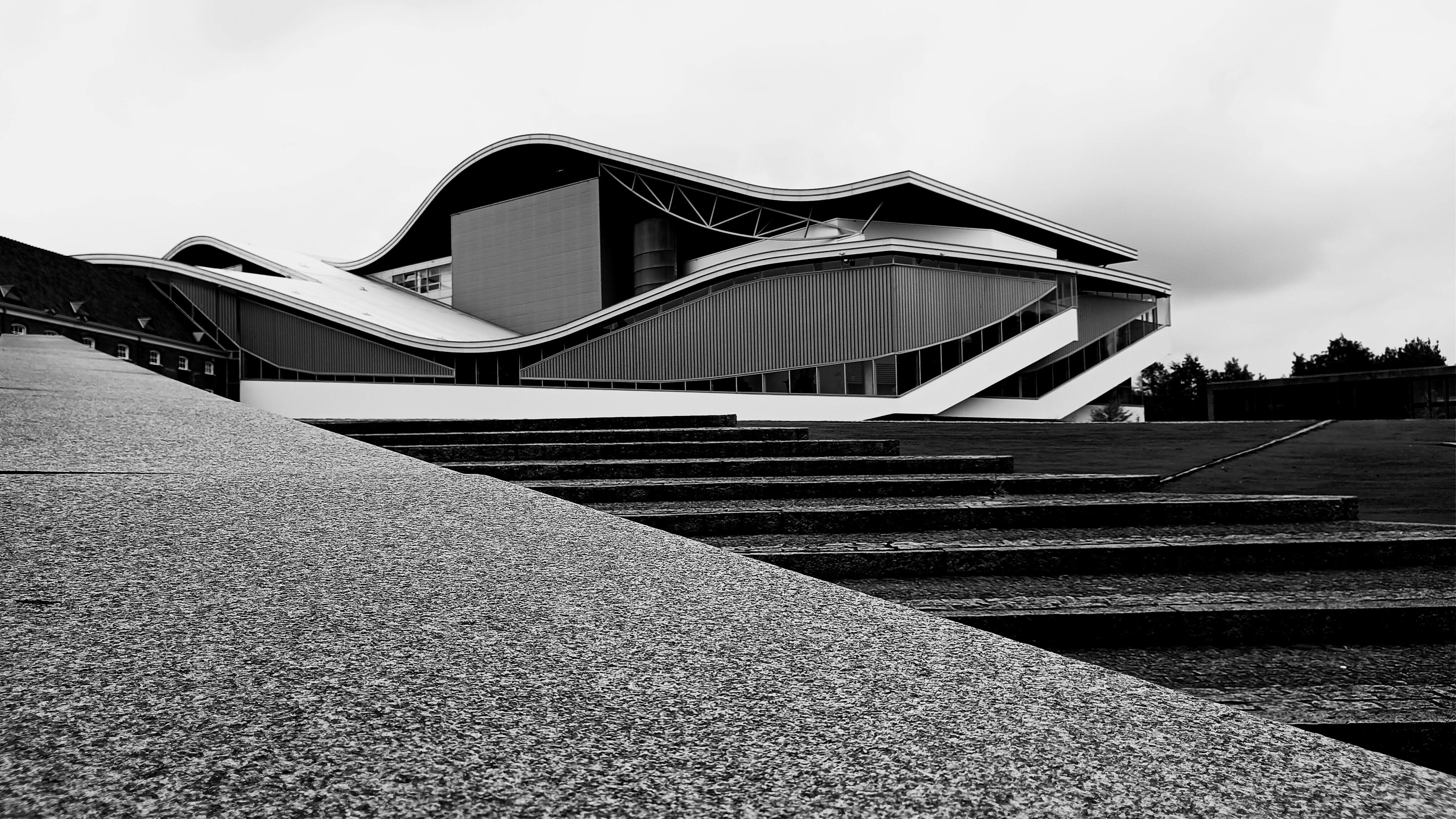 財經：力麒營建股第三季財報董事會將於11月13日召開