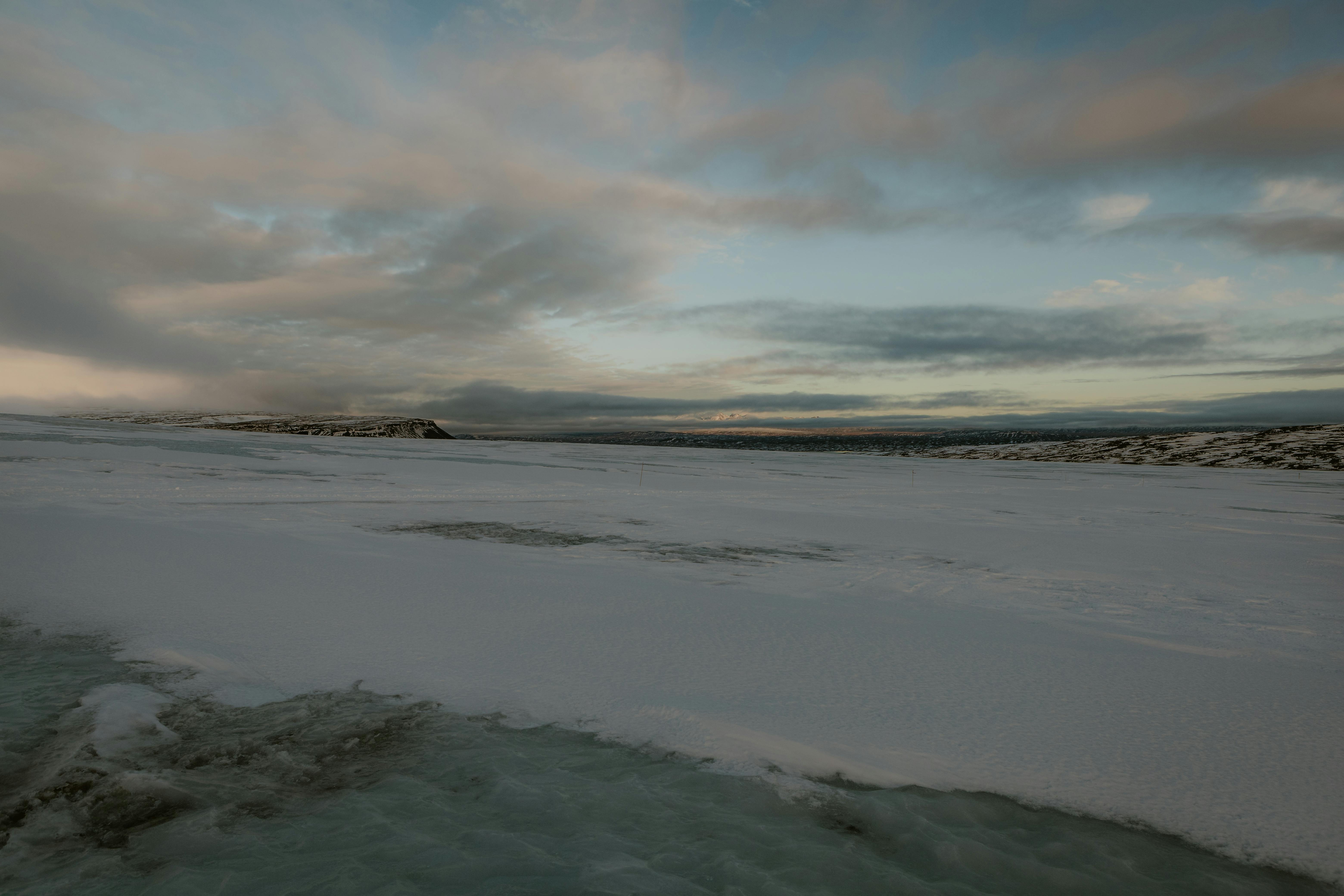 暖化是科學非政治！台積電、台達與文藻解析永續策略浪潮