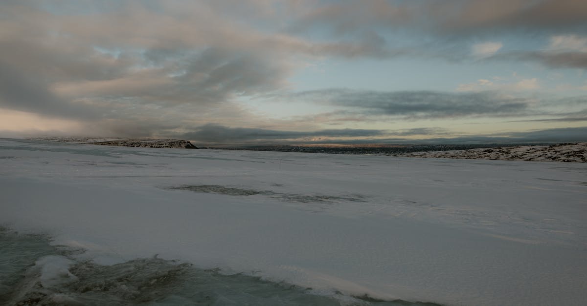 暖化是科學非政治!台積電、台達與文藻解析永續策略浪潮