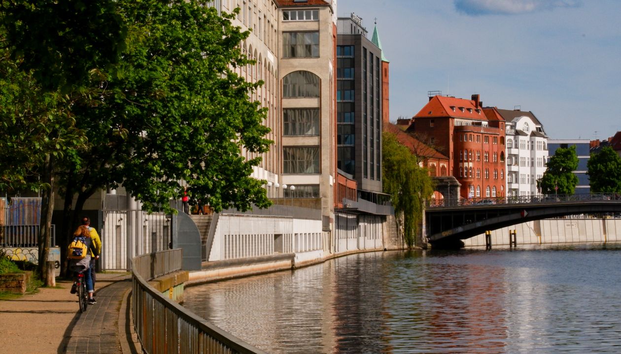 Berlin Riverside Charming Berlin Riverside with Historic Architecture · Free Stock Photo