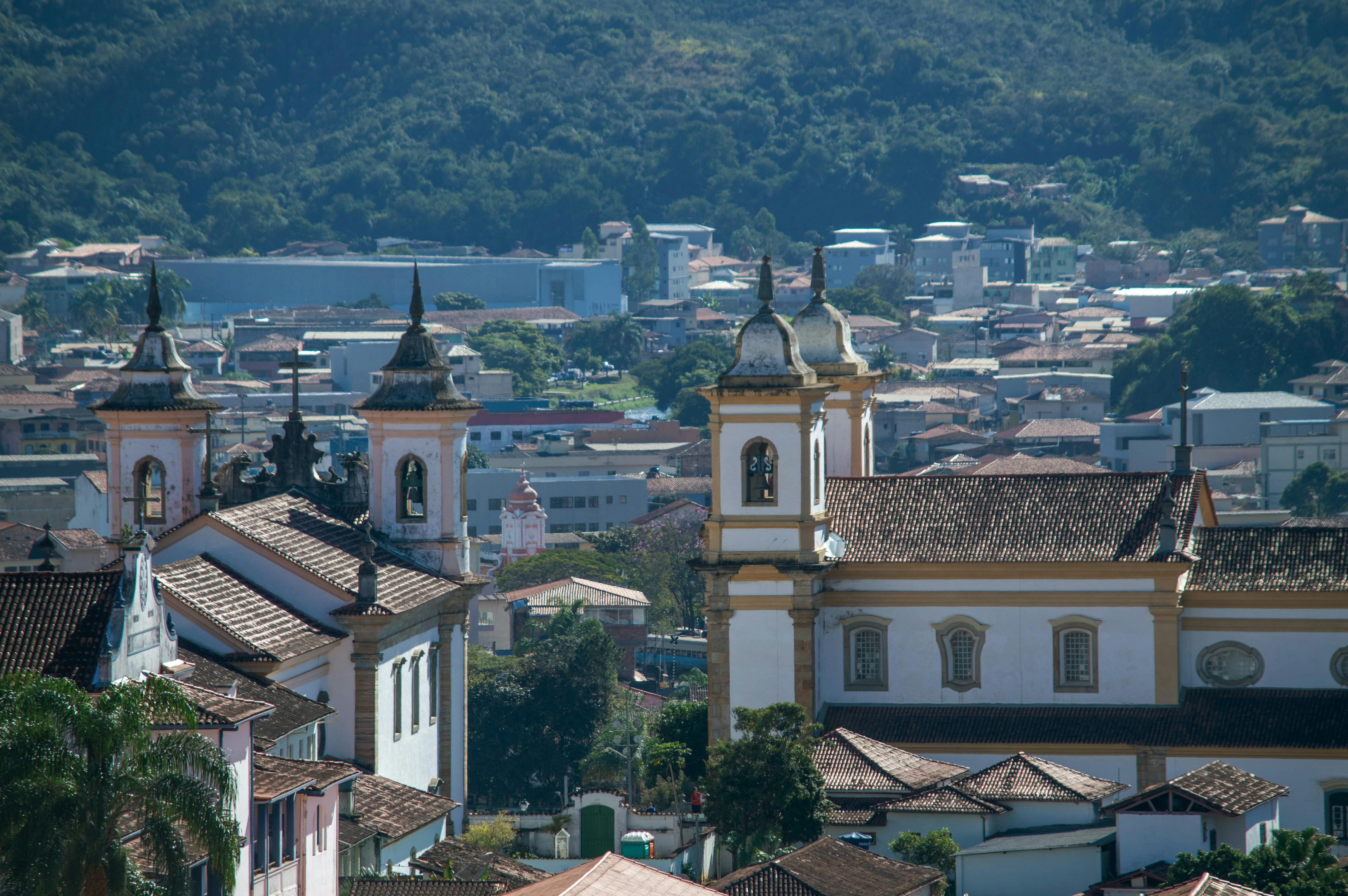 Viagens baratas no Brasil em 2025: 7 destinos subestimados (e acessíveis!)