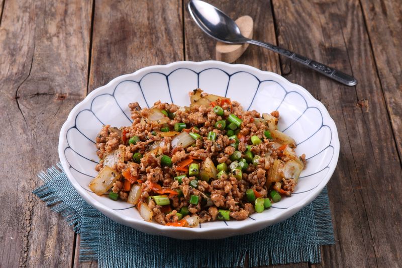 Egg Roll in a Bowl (Ground Turkey, 20 Minutes)
