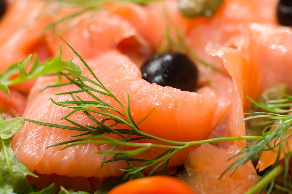 slow eating mindful meal digestion health