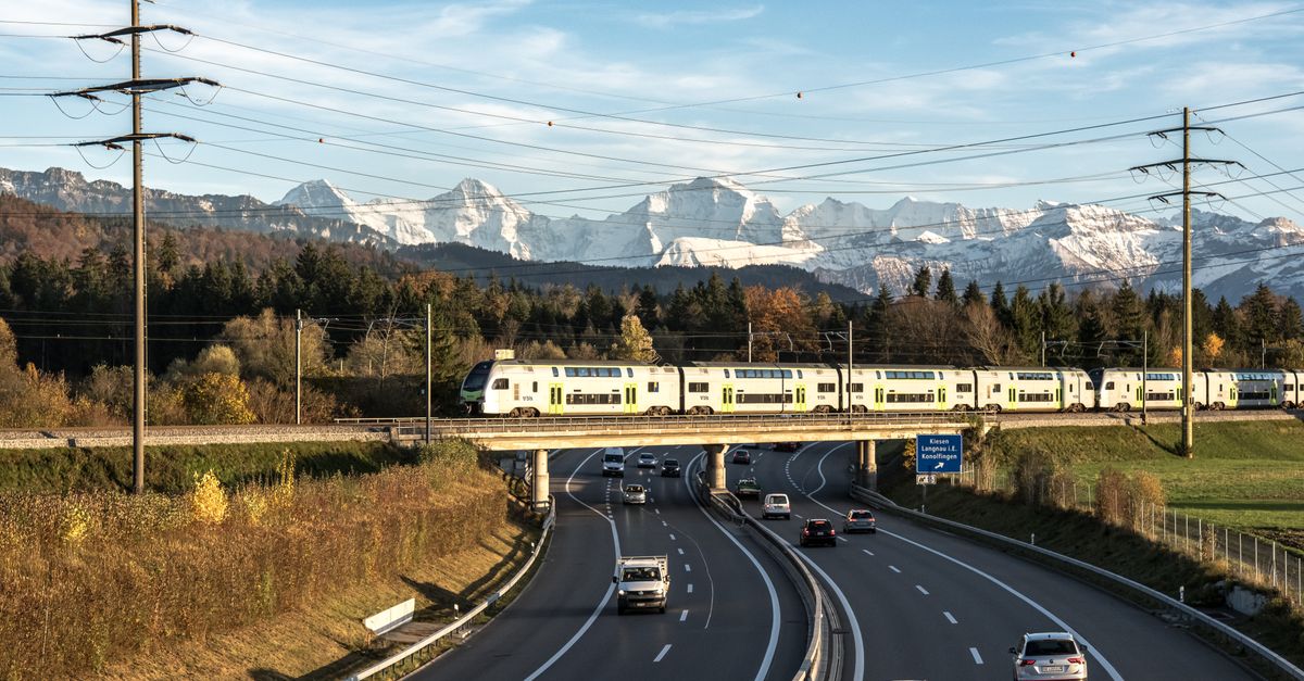 80 Kilometre Menzilli Elektrikli Ulaşım Araçları Türkiye Yollarında: Şarj Maliyetleri Ne Olacak?