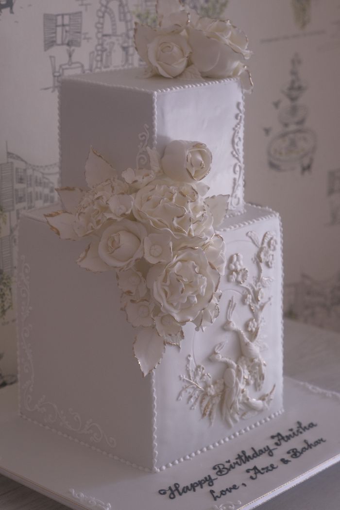Hoorain Atelier custom celebration cake